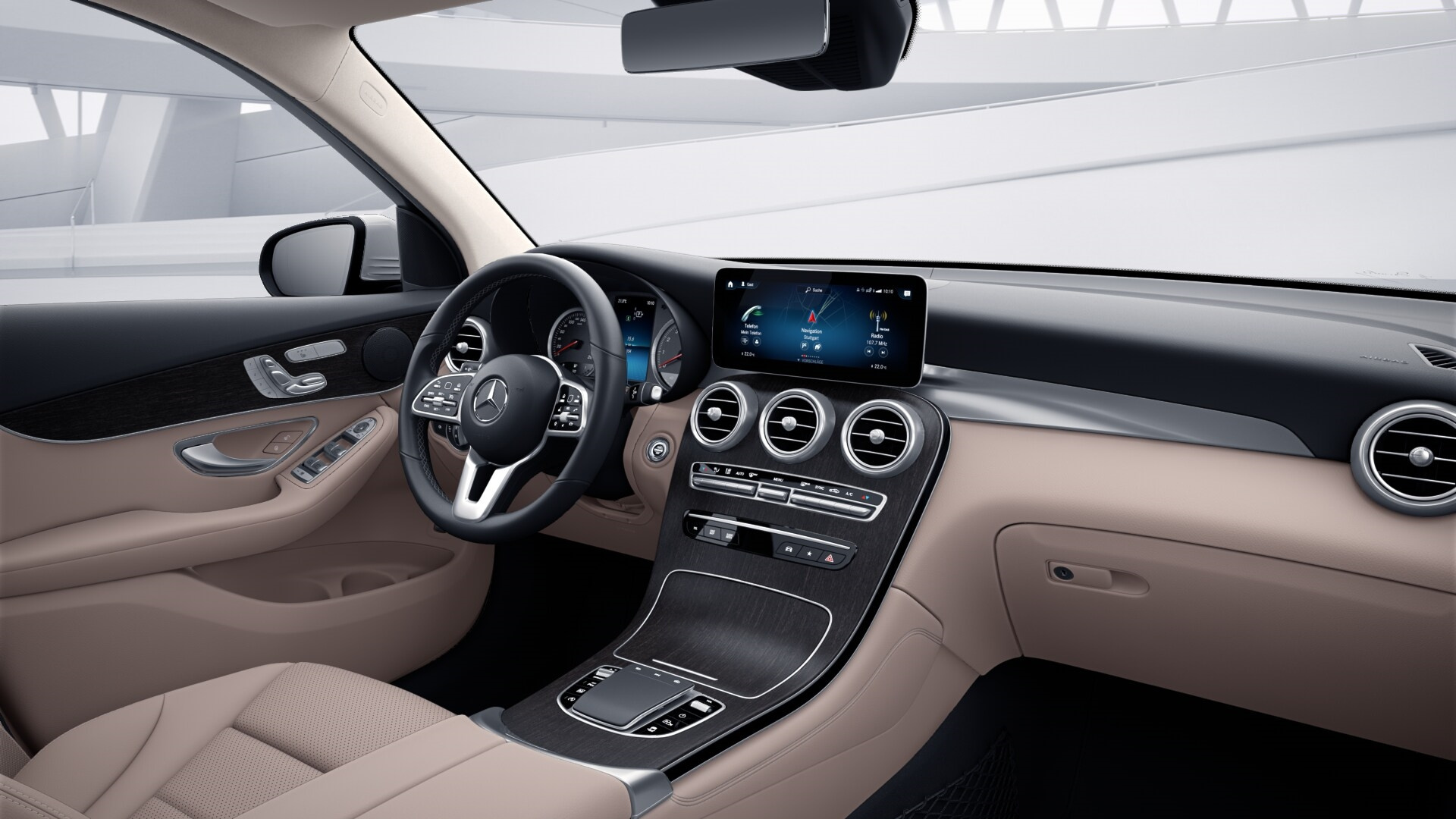 Mercedes-Benz GLC 300 d 4MATIC комплектация Sport двигатель 2 литра (245 л.с.) Белый