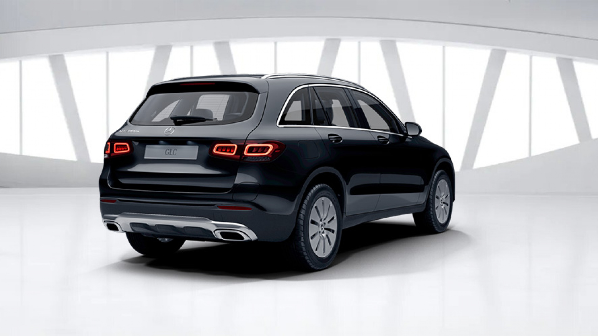 Mercedes-Benz GLC 300 4MATIC комплектация Sport Plus двигатель 2 литра (245 л.с.) Черный