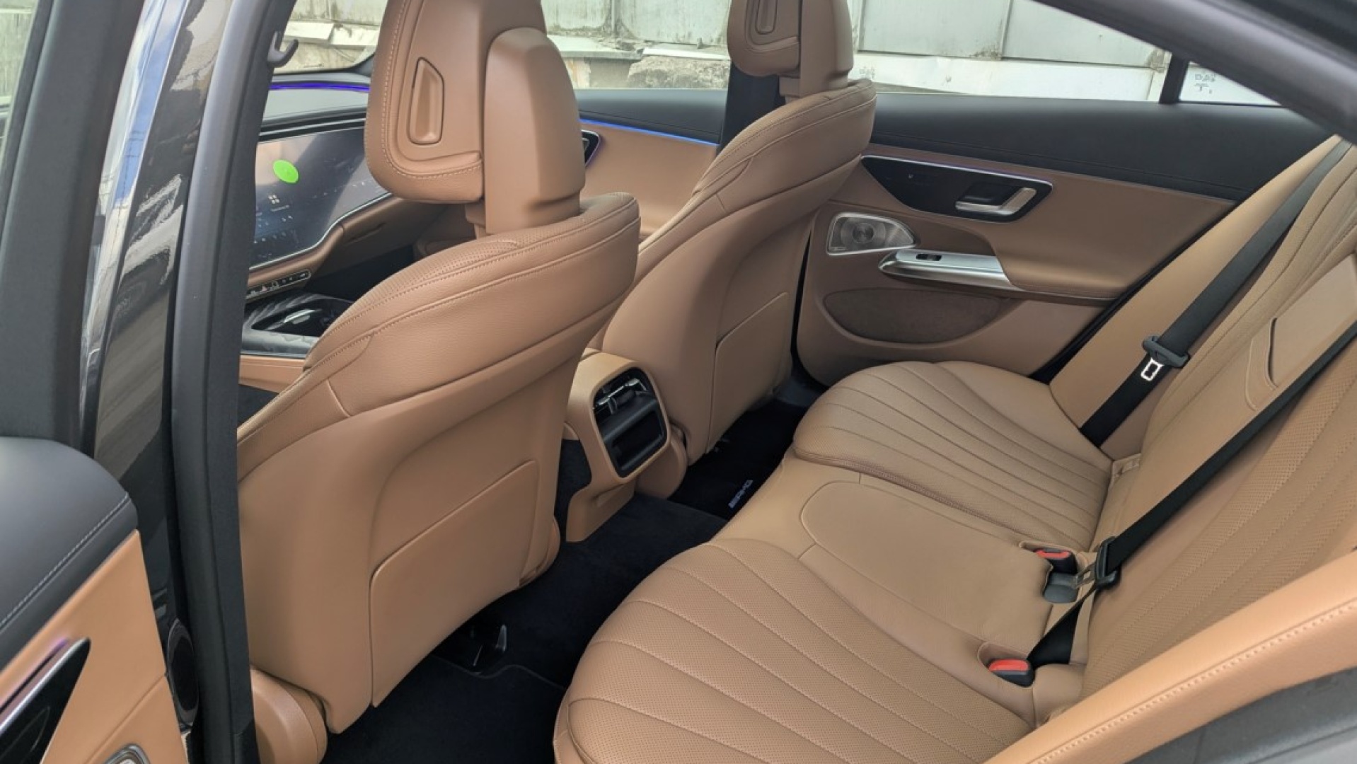 Mercedes-Benz E300 4MATIC комплектация Sport Plus двигатель 2 литра (258 л.с.) Серый