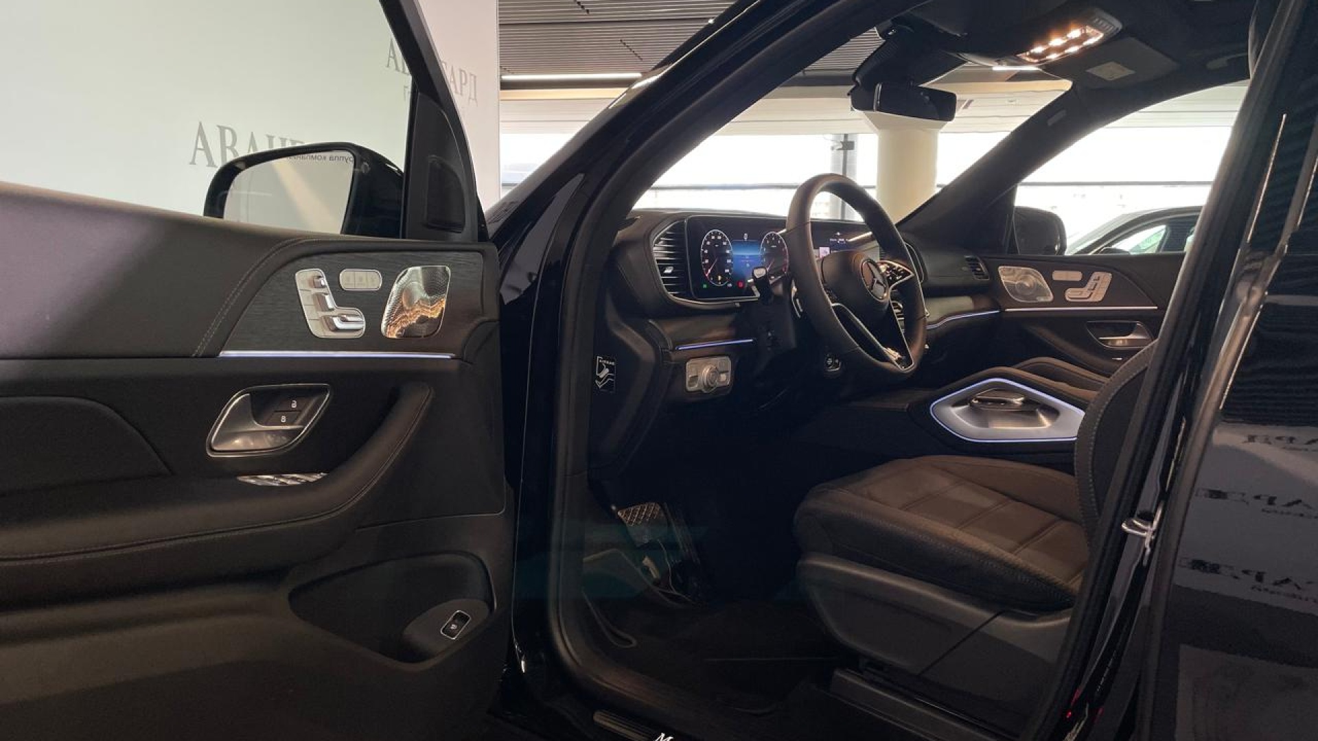 Mercedes-Benz GLE 450 4MATIC двигатель 3 литра (381 л.с.) Черный
