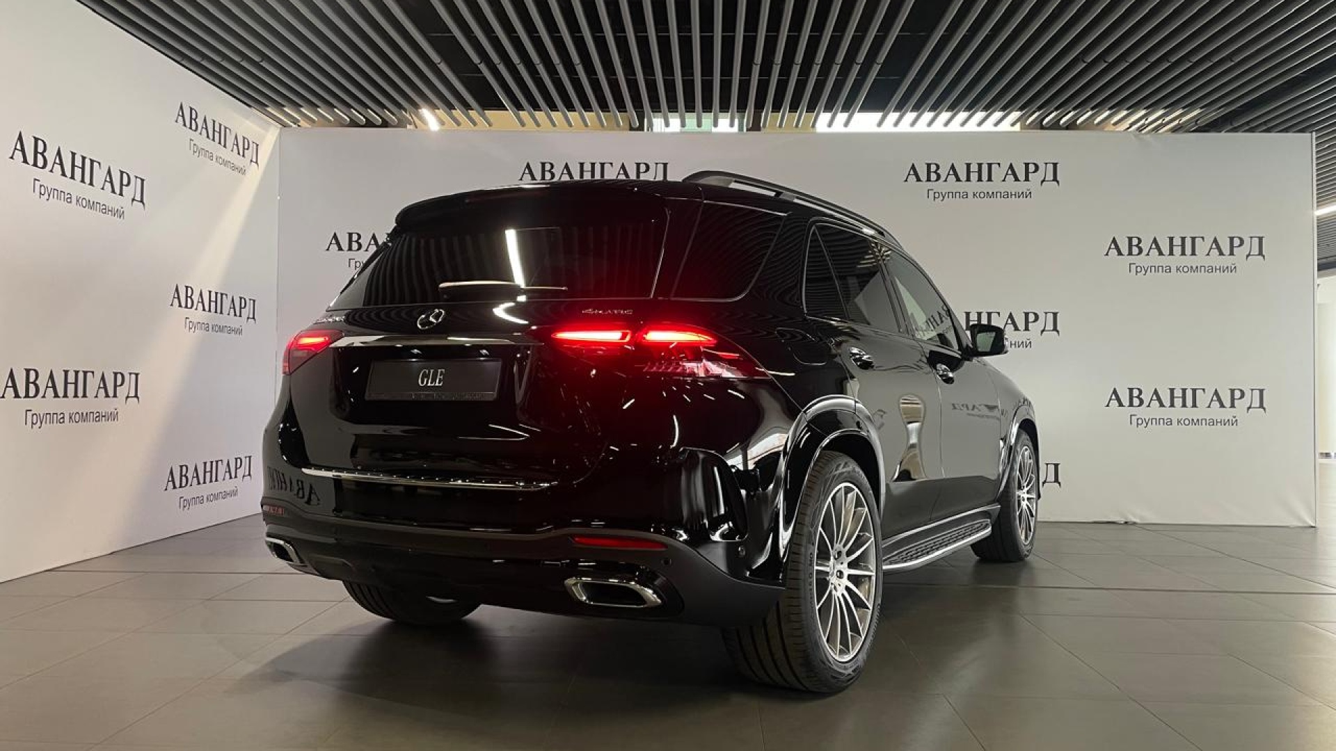 Mercedes-Benz GLE 450 4MATIC двигатель 3 литра (381 л.с.) Черный