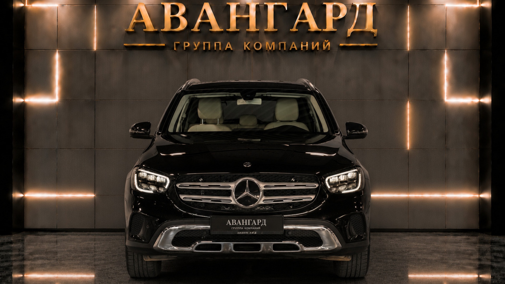 Mercedes-Benz GLC 220 d 4MATIC комплектация Premium двигатель 2 литра (197 л.с.) Черный