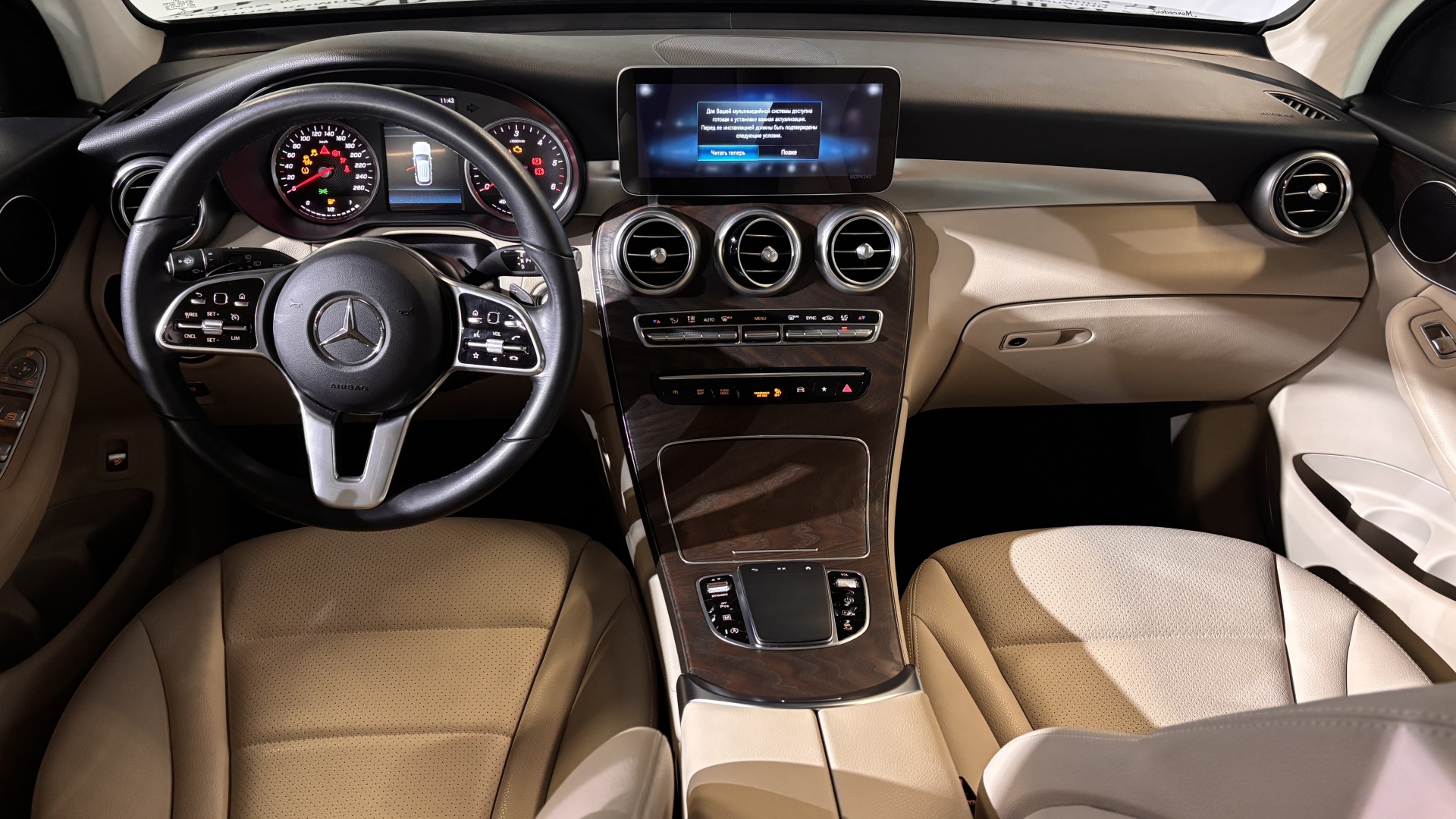 Mercedes-Benz GLC 220 d 4MATIC комплектация Premium двигатель 2 литра (197 л.с.) Черный