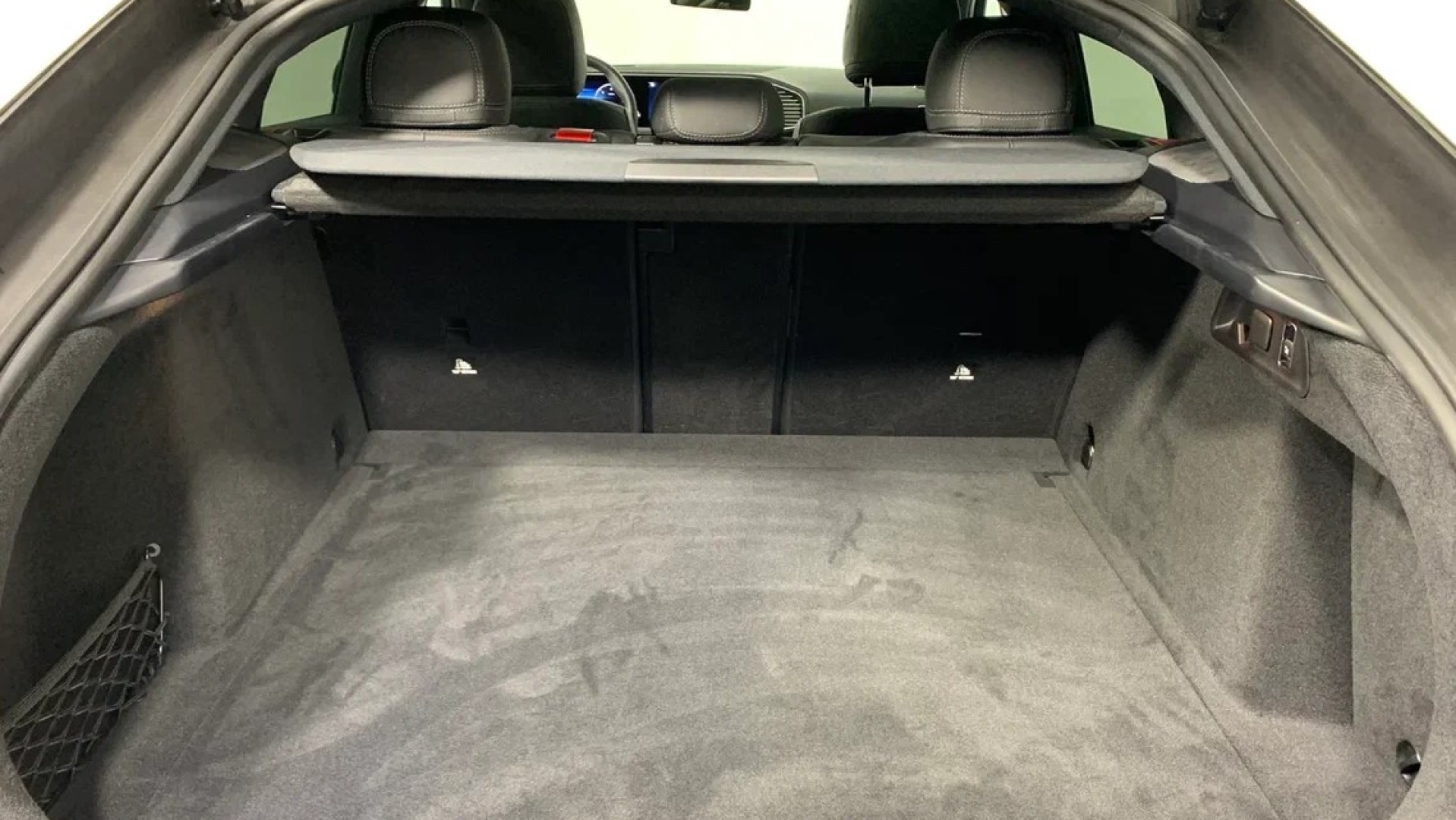 Mercedes-Benz GLE 300 d Купе двигатель 2 литра (269 л.с.) Черный