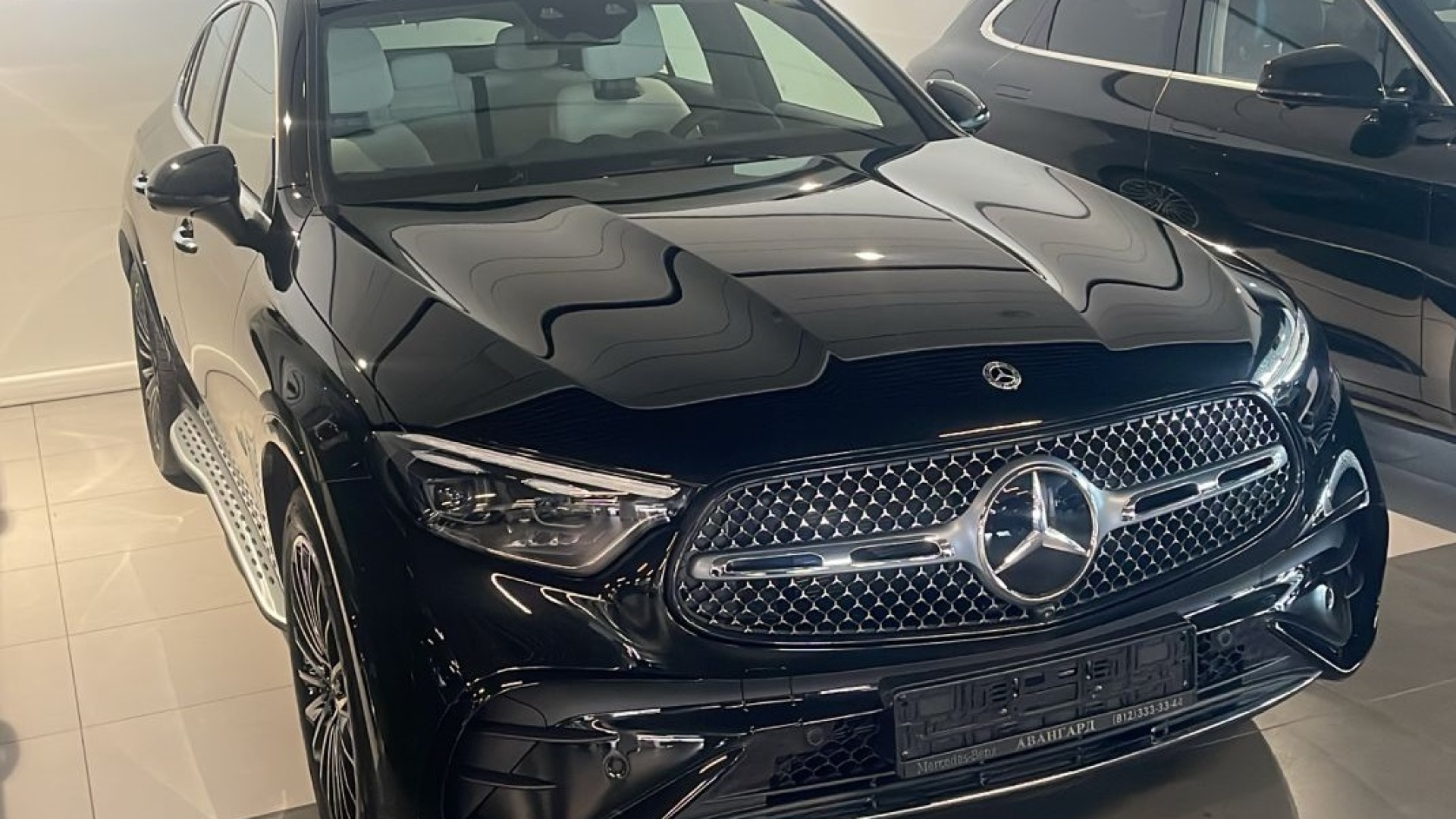 Mercedes-Benz GLC 300 4MATIC купе комплектация Sport Plus двигатель 2 литра (258 л.с.) Черный