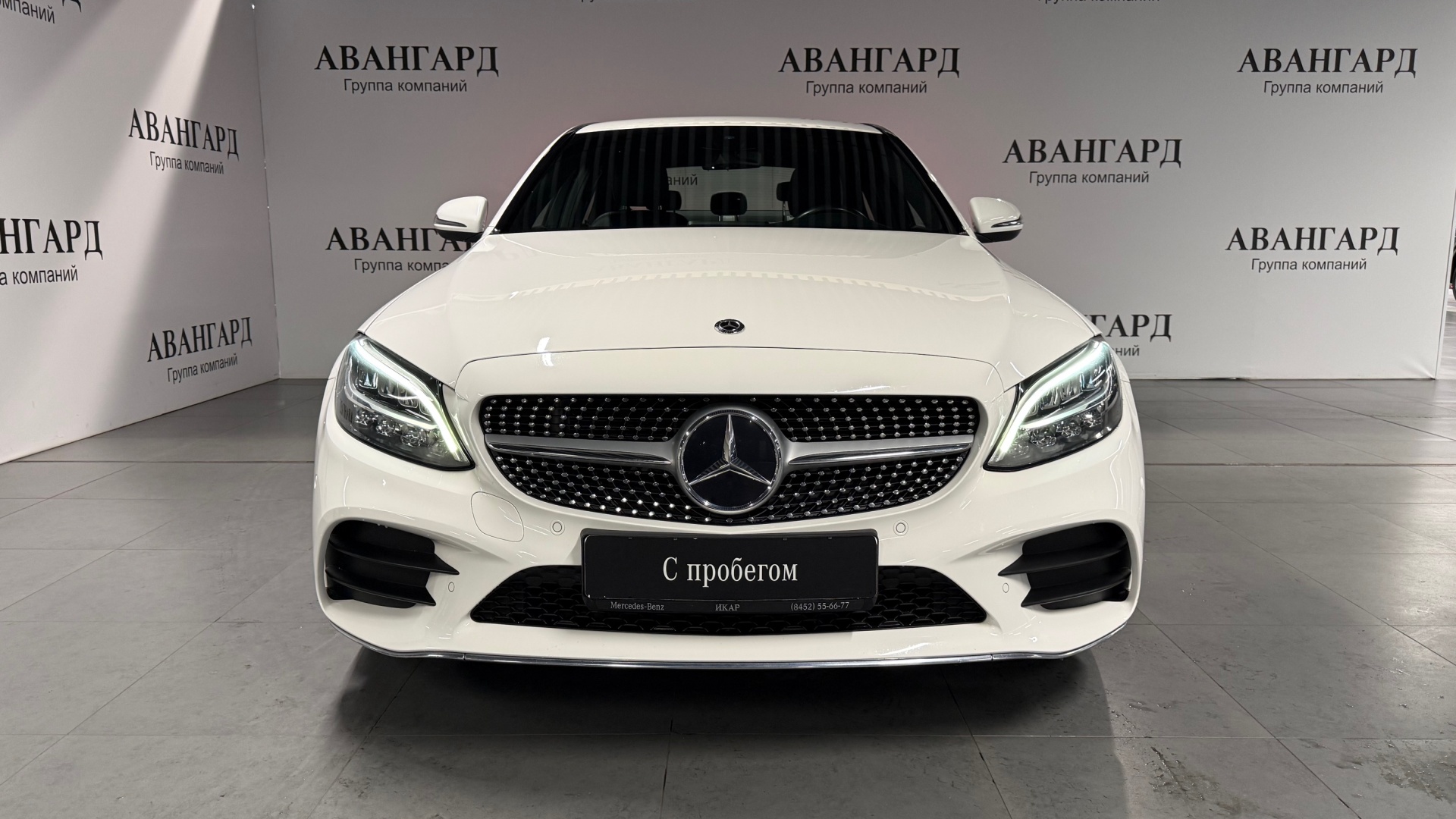 Mercedes-Benz C 180 комплектация Sport двигатель 1.6 литра (150 л.с.) Белый