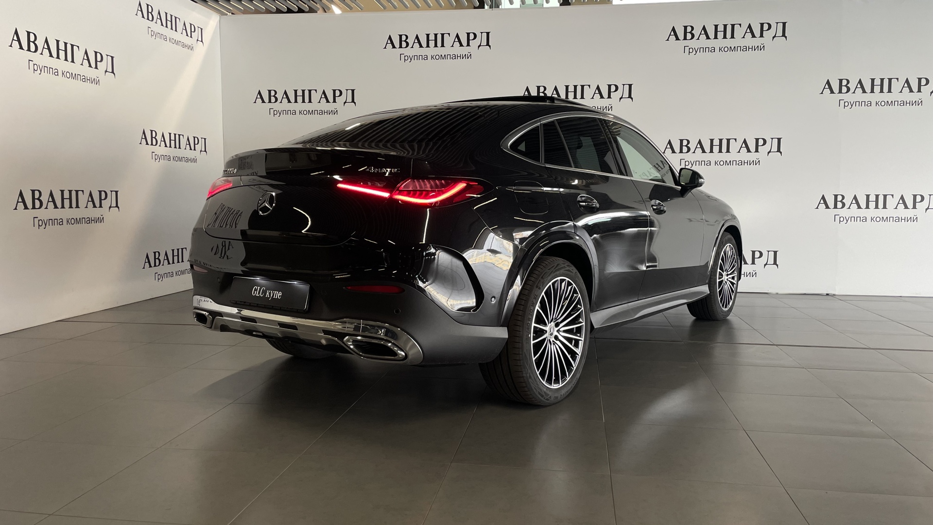 Mercedes-Benz GLC 220 d 4MATIC купе двигатель 2.1 литра (170 л.с.) Черный