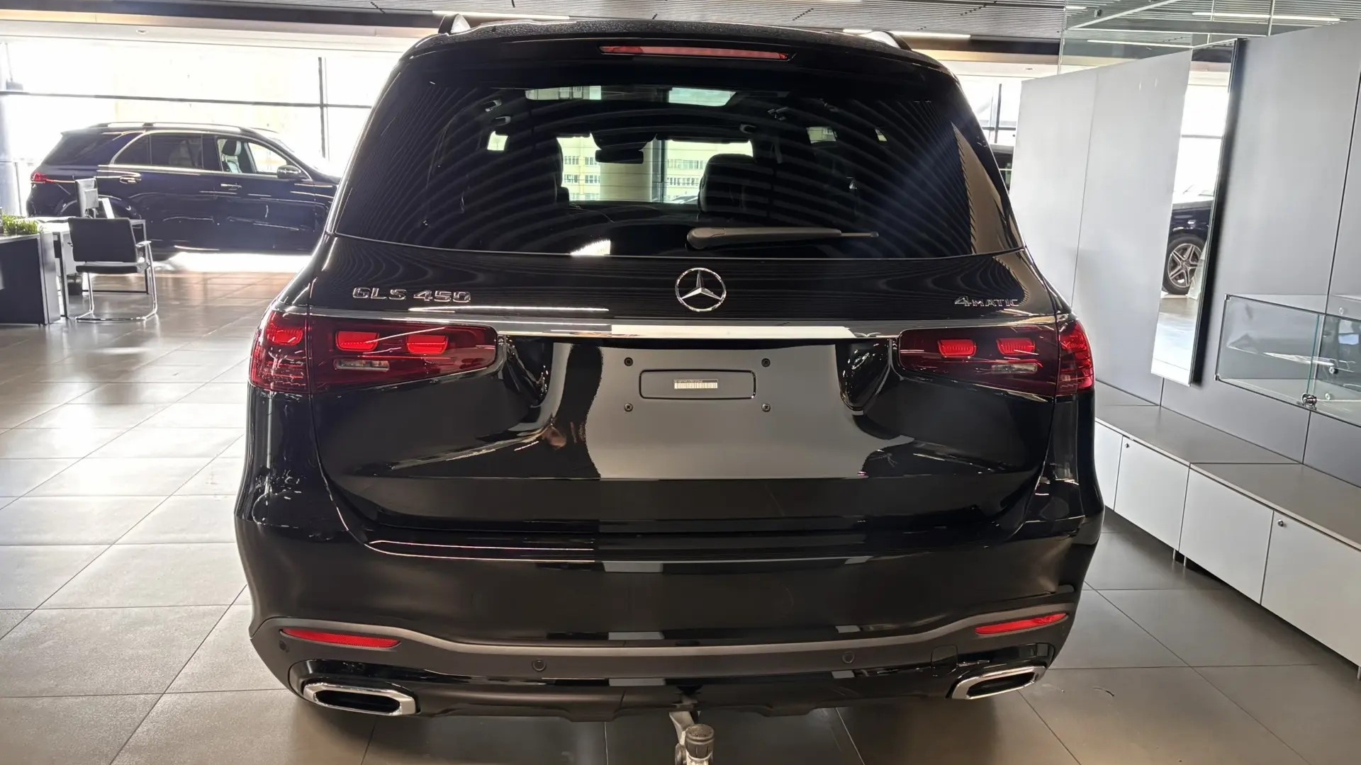 Mercedes-Benz GLS 450 4MATIC комплектация Sport Plus двигатель 3 литра (380 л.с.) Черный