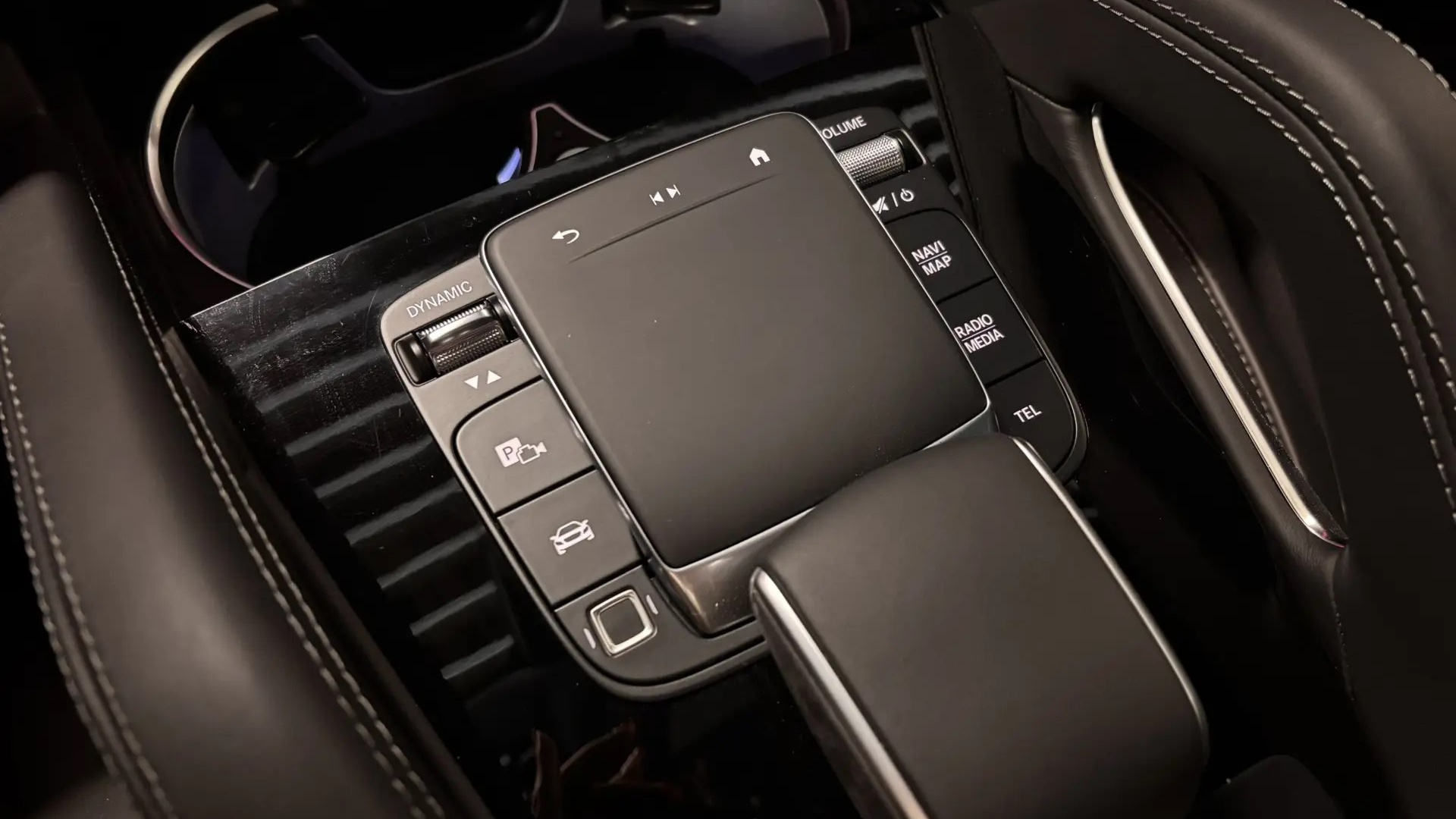 Mercedes-Benz GLS 450 4MATIC комплектация Sport Plus двигатель 3 литра (380 л.с.) Черный