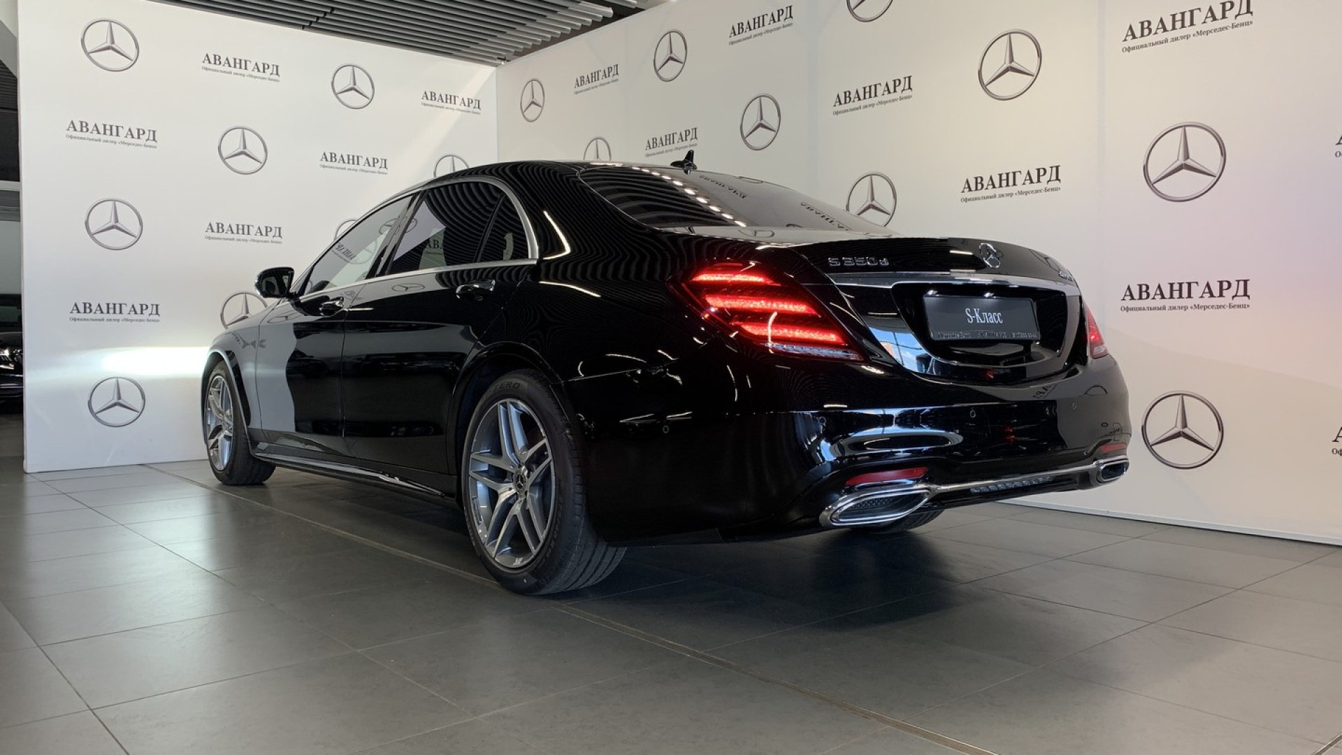 Mercedes-Benz S 350 d 4MATIC двигатель 2.9 литра (249 л.с.) Черный