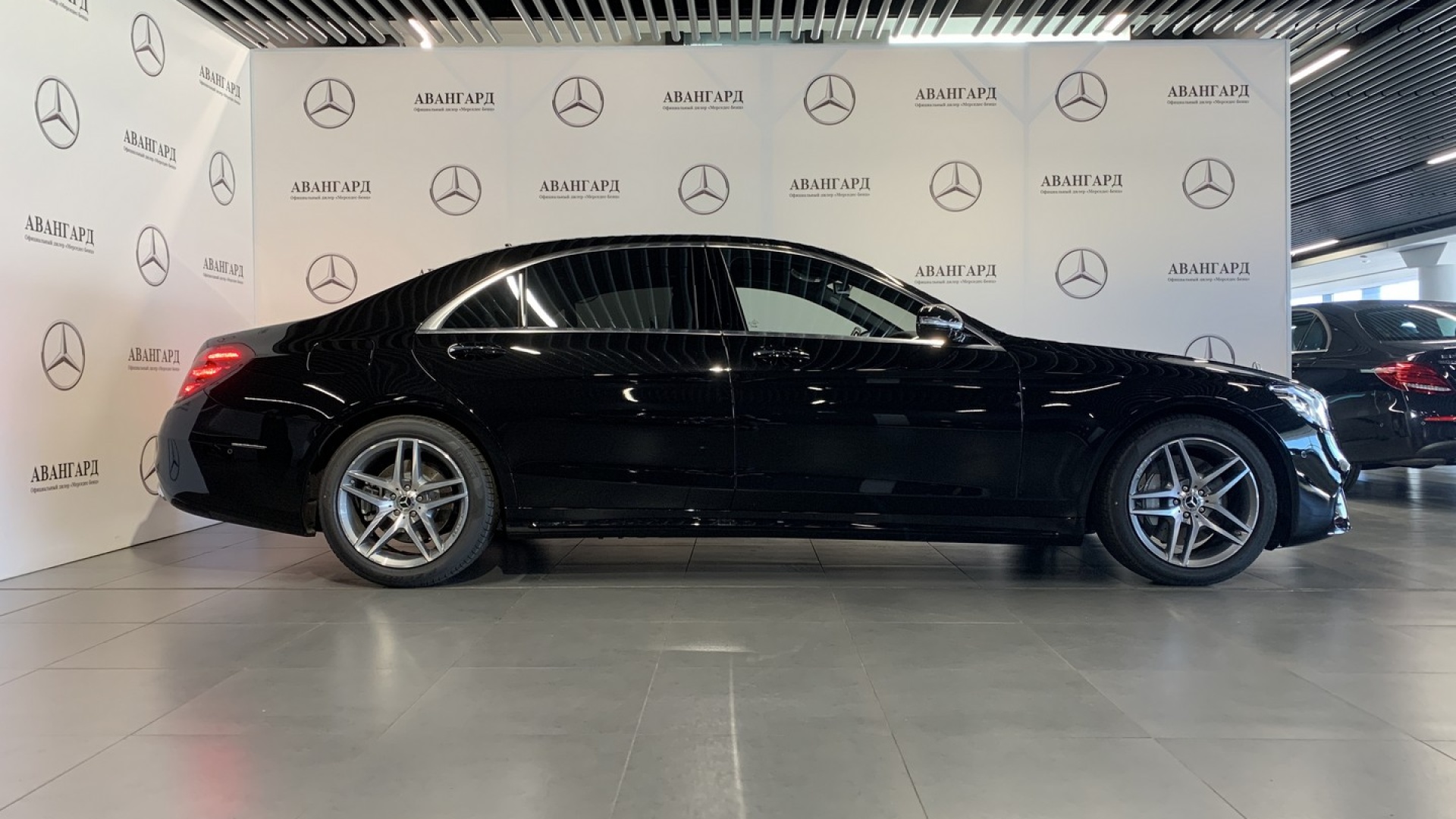 Mercedes-Benz S 350 d 4MATIC двигатель 2.9 литра (249 л.с.) Черный