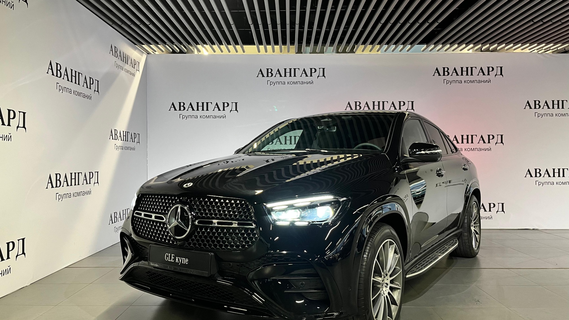 Mercedes-Benz GLE 300 d Купе комплектация Sport Plus двигатель 2 литра (269 л.с.) Черный