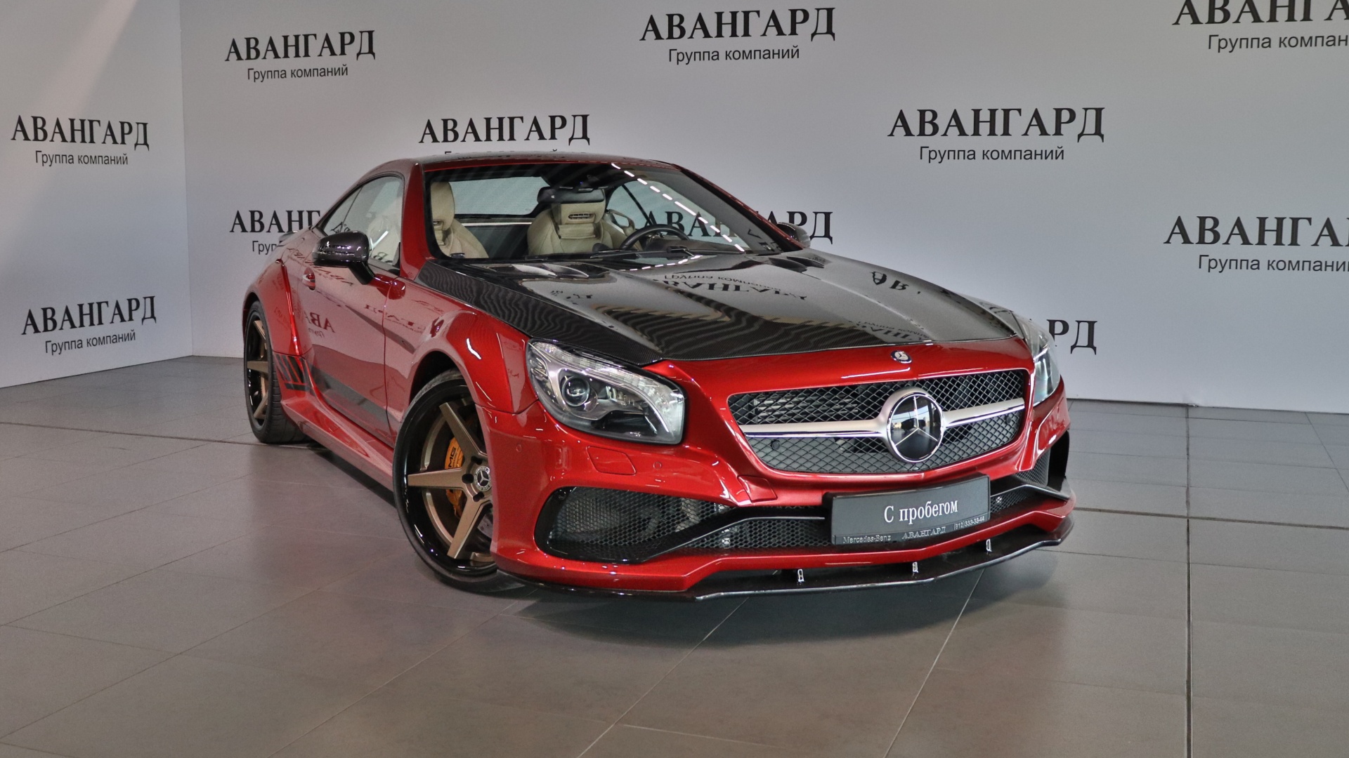 Mercedes-Benz SL 63 AMG двигатель 5.5 литра (585 л.с.) Красный
