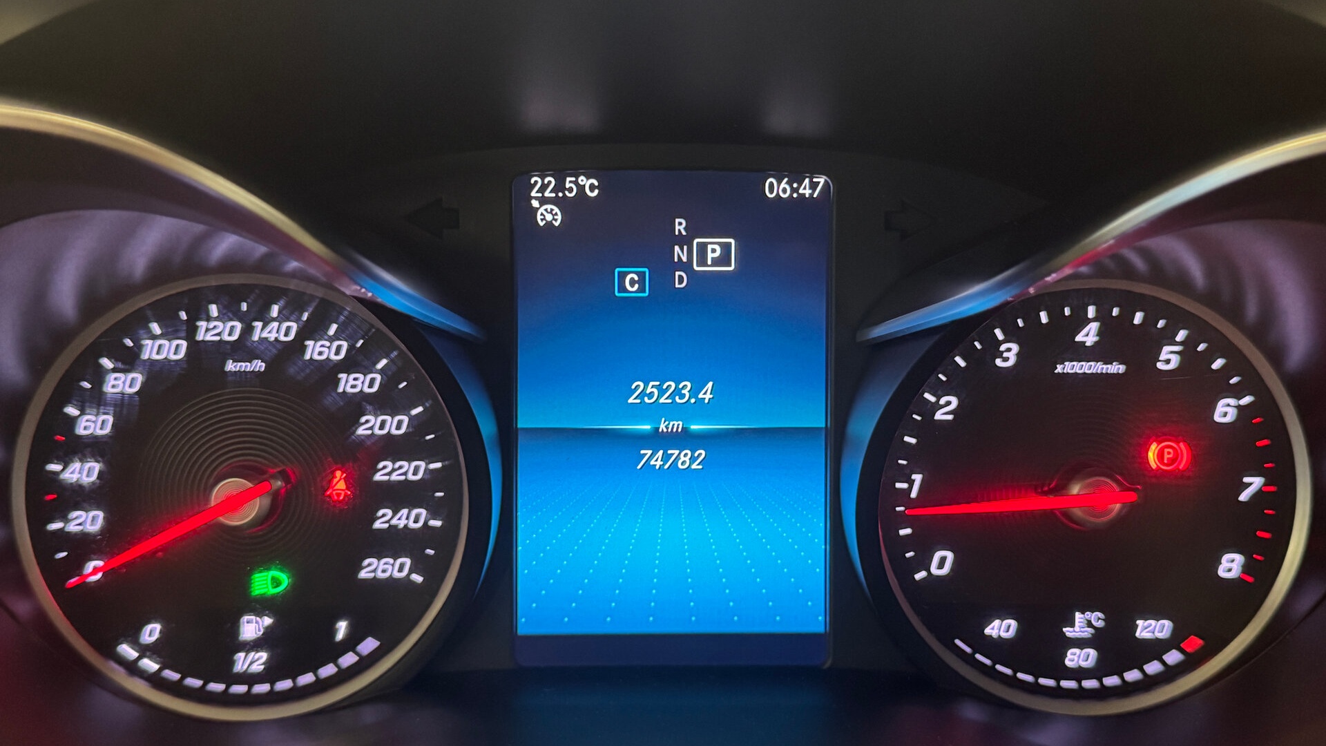 Mercedes-Benz C 180 двигатель 1.6 литра (150 л.с.) Белый
