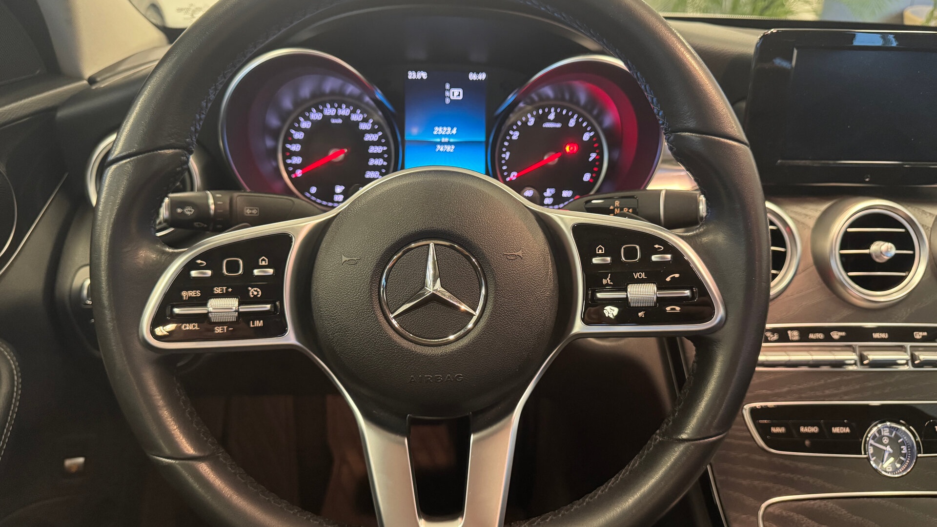 Mercedes-Benz C 180 двигатель 1.6 литра (150 л.с.) Белый