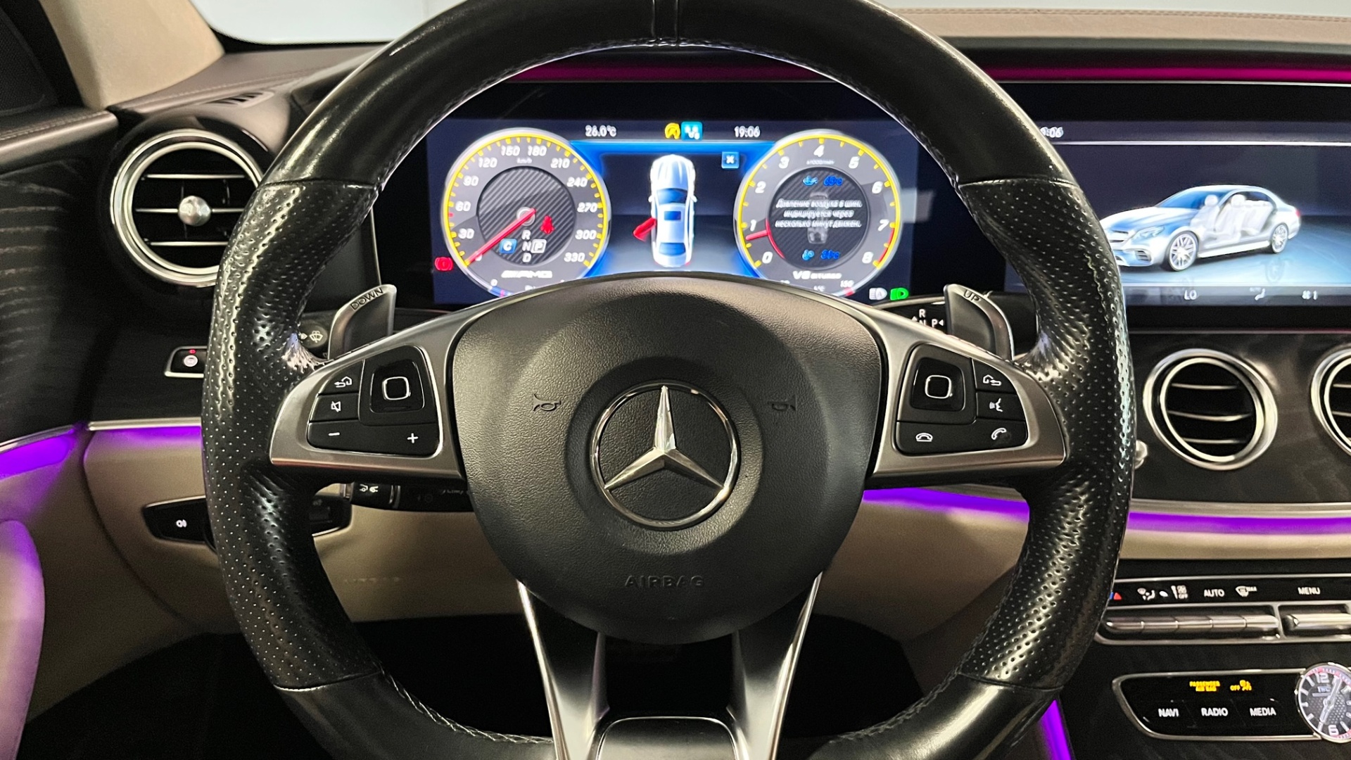 Mercedes-Benz AMG E 63 S 4MATIC двигатель 4 литра (612 л.с.) Серый