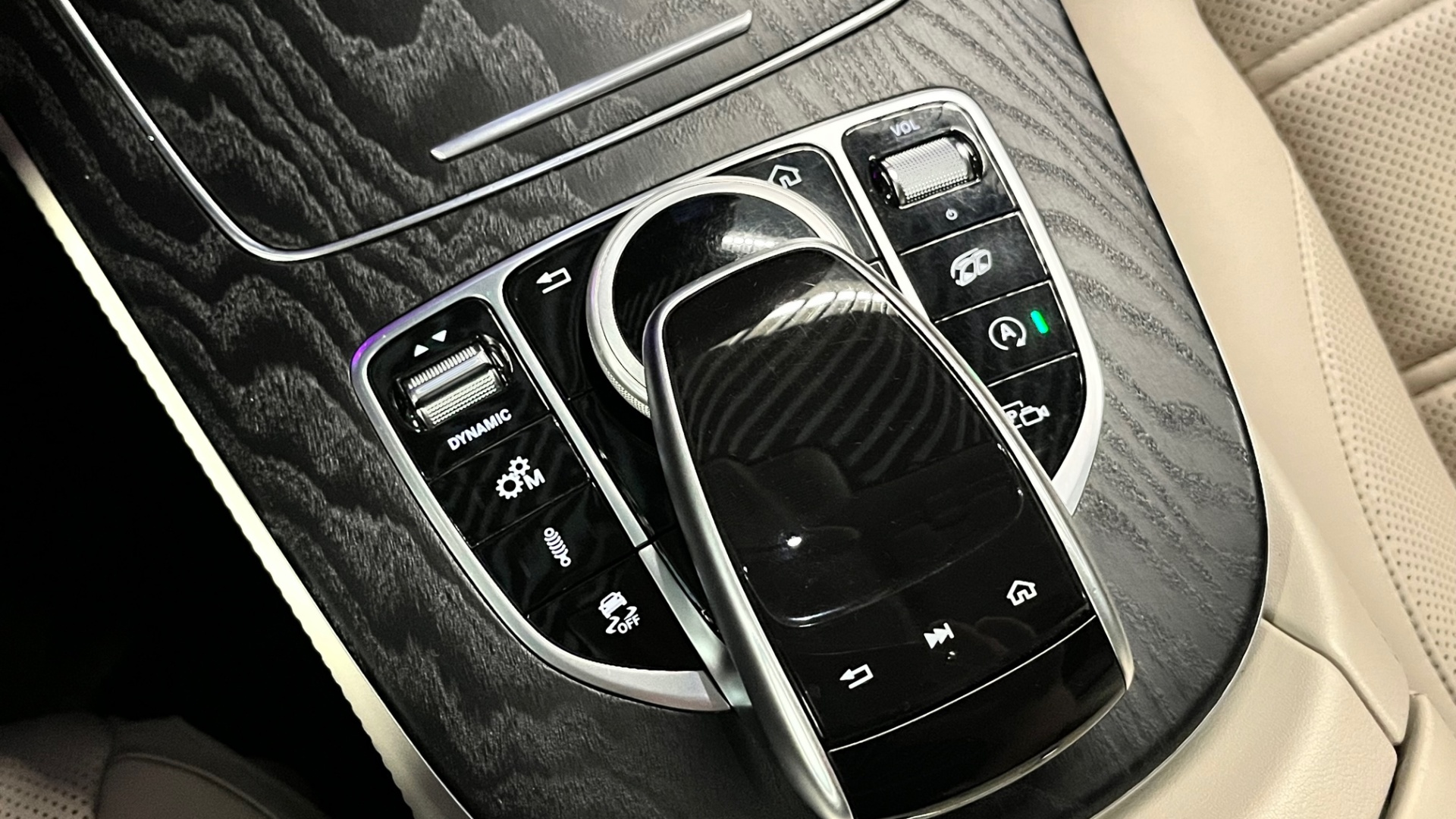 Mercedes-Benz AMG E 63 S 4MATIC двигатель 4 литра (612 л.с.) Серый
