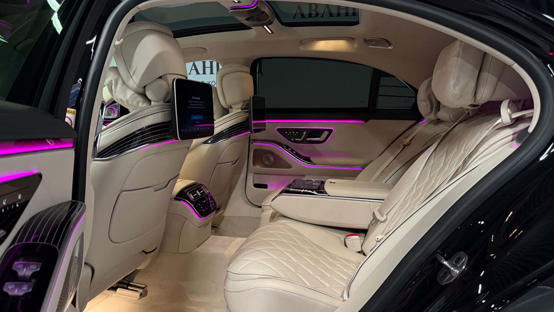 Mercedes-Benz S 500 4MATIC Long двигатель 3 литра (456 л.с.) Черный