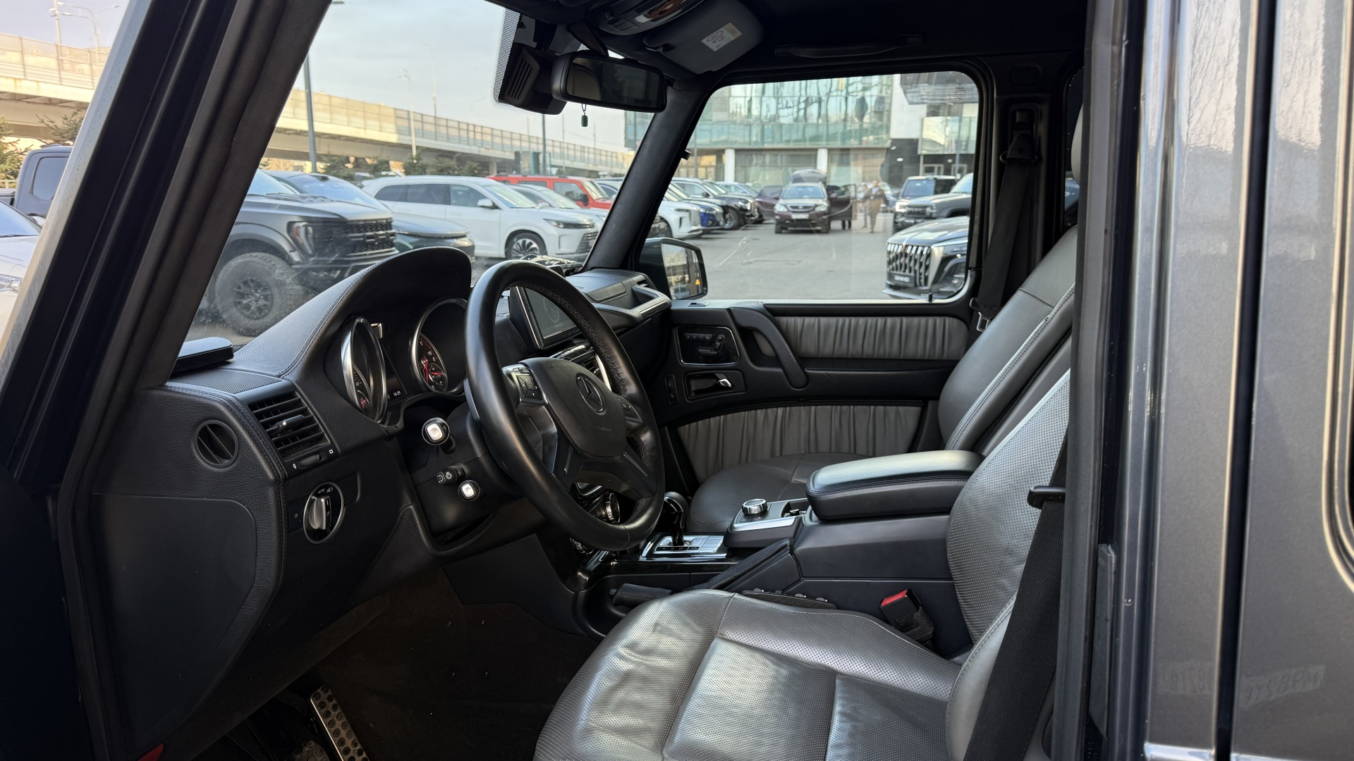 Mercedes-Benz G 350 CDI двигатель 3 литра (245 л.с.) Серый