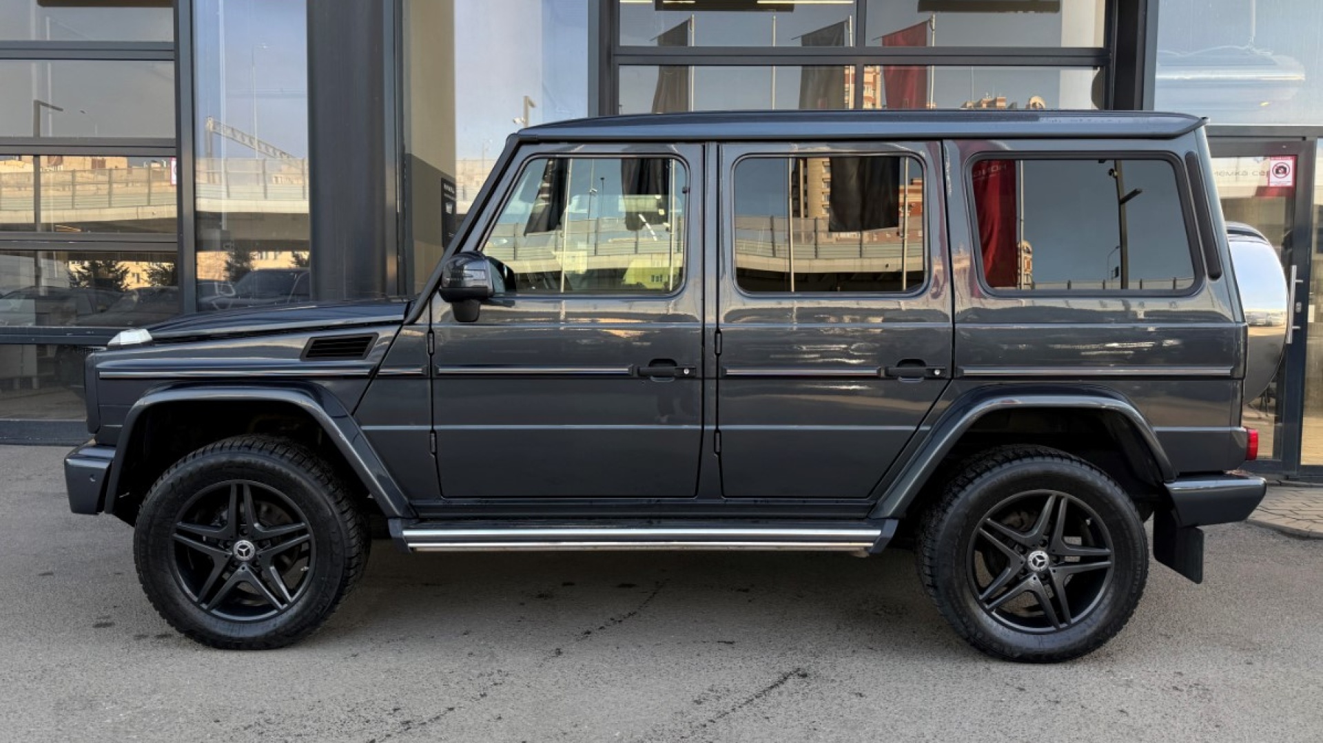 Mercedes-Benz G 350 CDI двигатель 3 литра (245 л.с.) Серый
