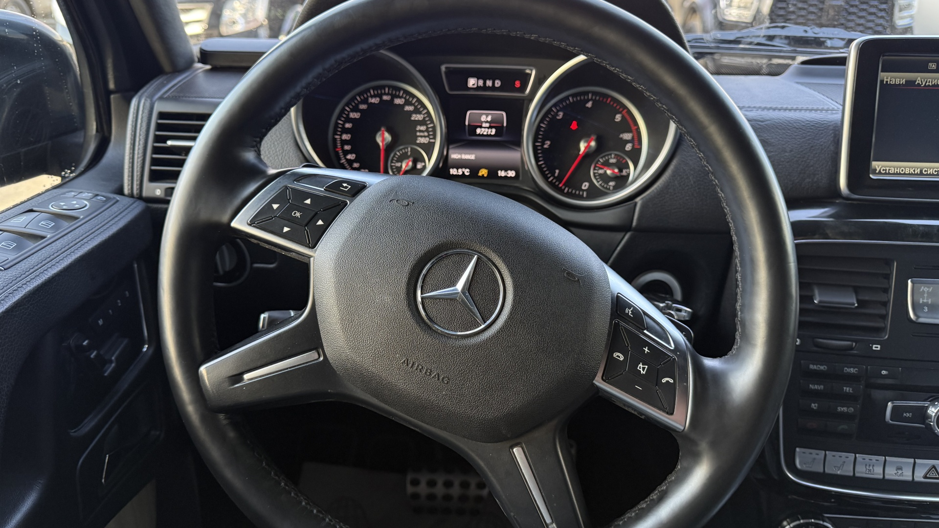Mercedes-Benz G 350 CDI двигатель 3 литра (245 л.с.) Серый