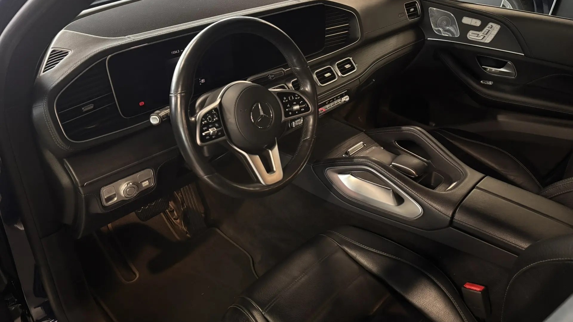 Mercedes-Benz GLE 300 d 4MATIC двигатель 2 литра (245 л.с.) Синий