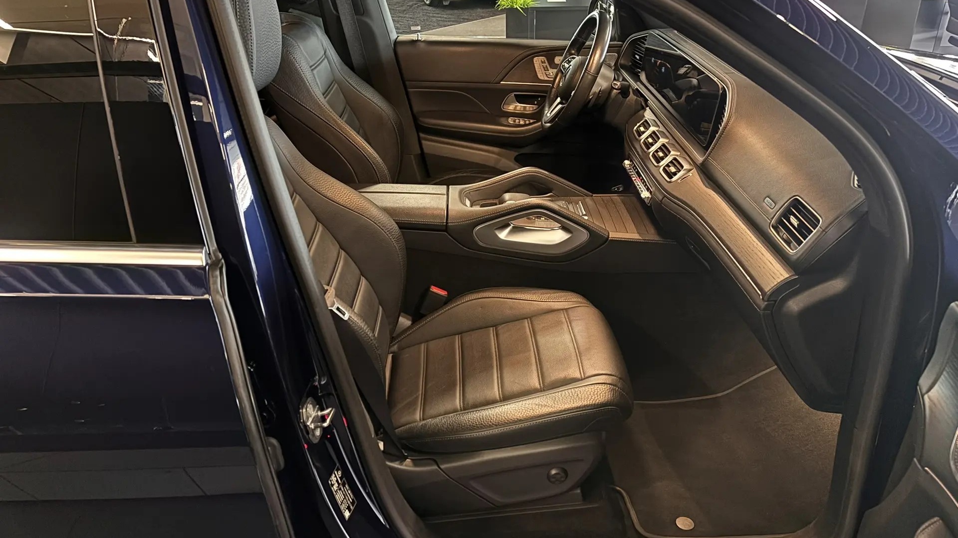 Mercedes-Benz GLE 300 d 4MATIC двигатель 2 литра (245 л.с.) Синий