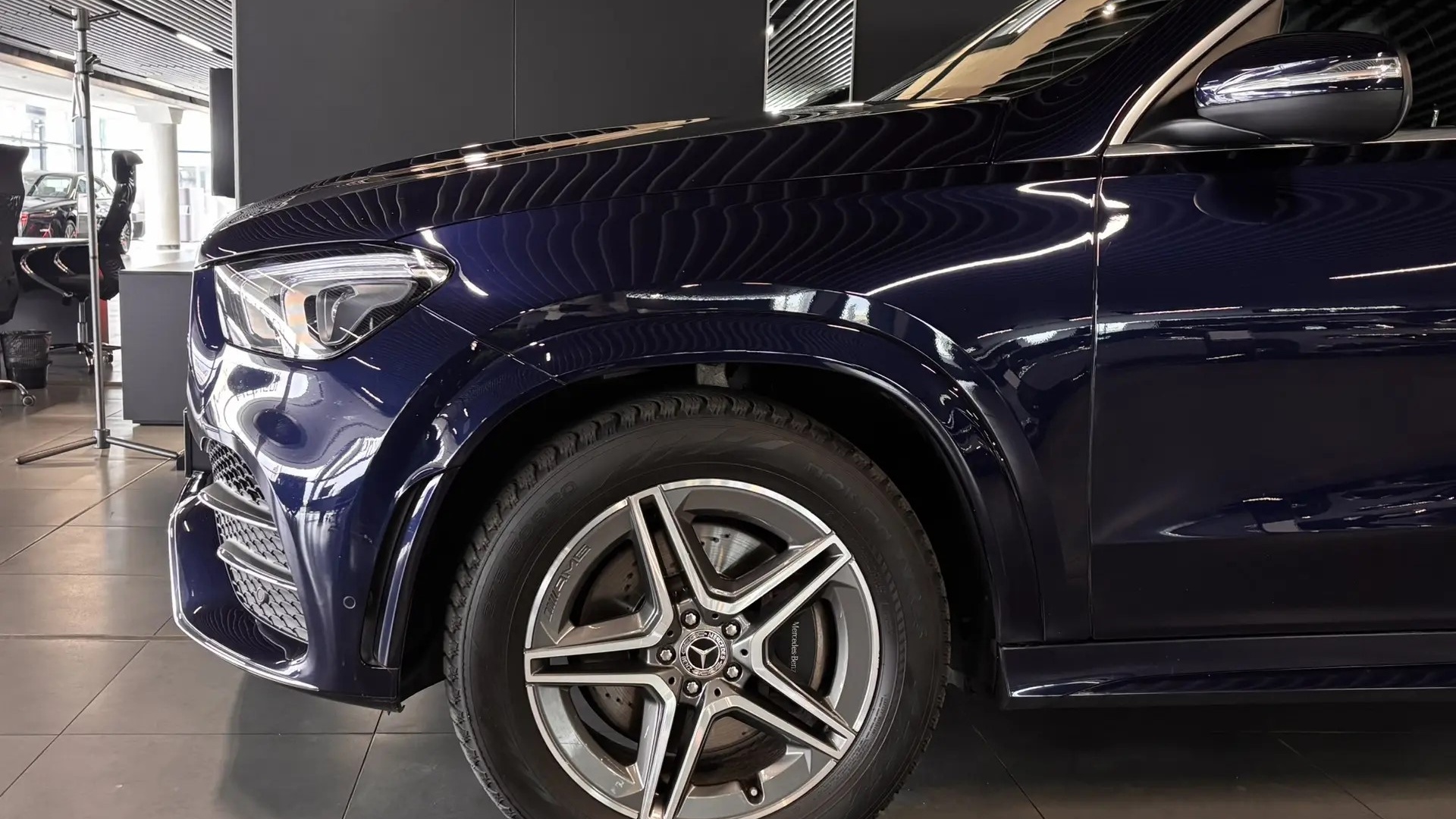 Mercedes-Benz GLE 300 d 4MATIC двигатель 2 литра (245 л.с.) Синий