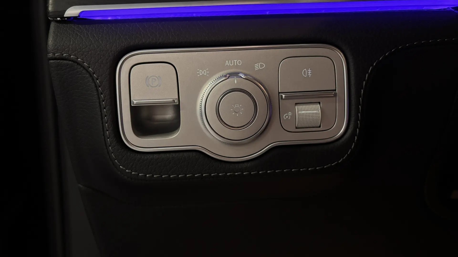Mercedes-Benz GLS 450 d 4MATIC двигатель 3 литра (367 л.с.) Черный