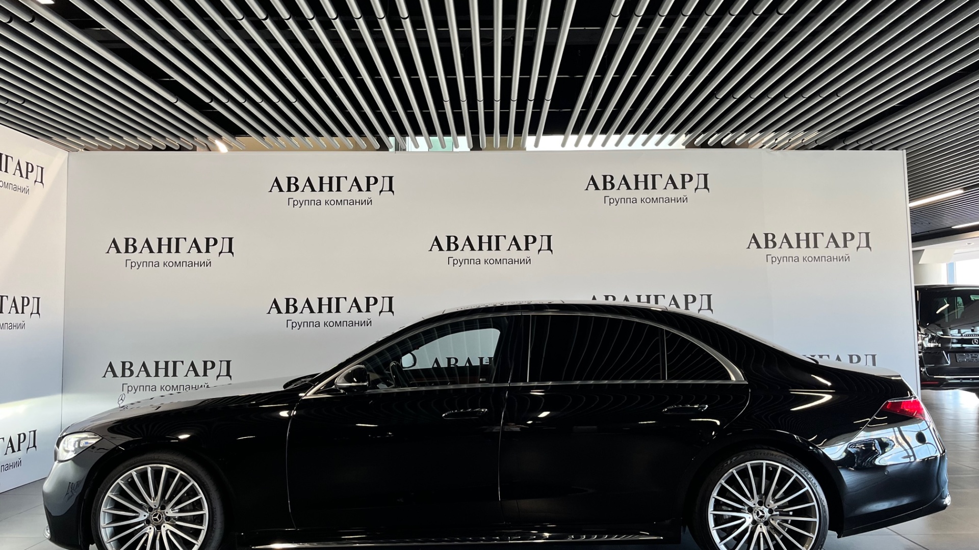 Mercedes-Benz S 400 d 4MATIC двигатель 2.9 литра (330 л.с.) Черный