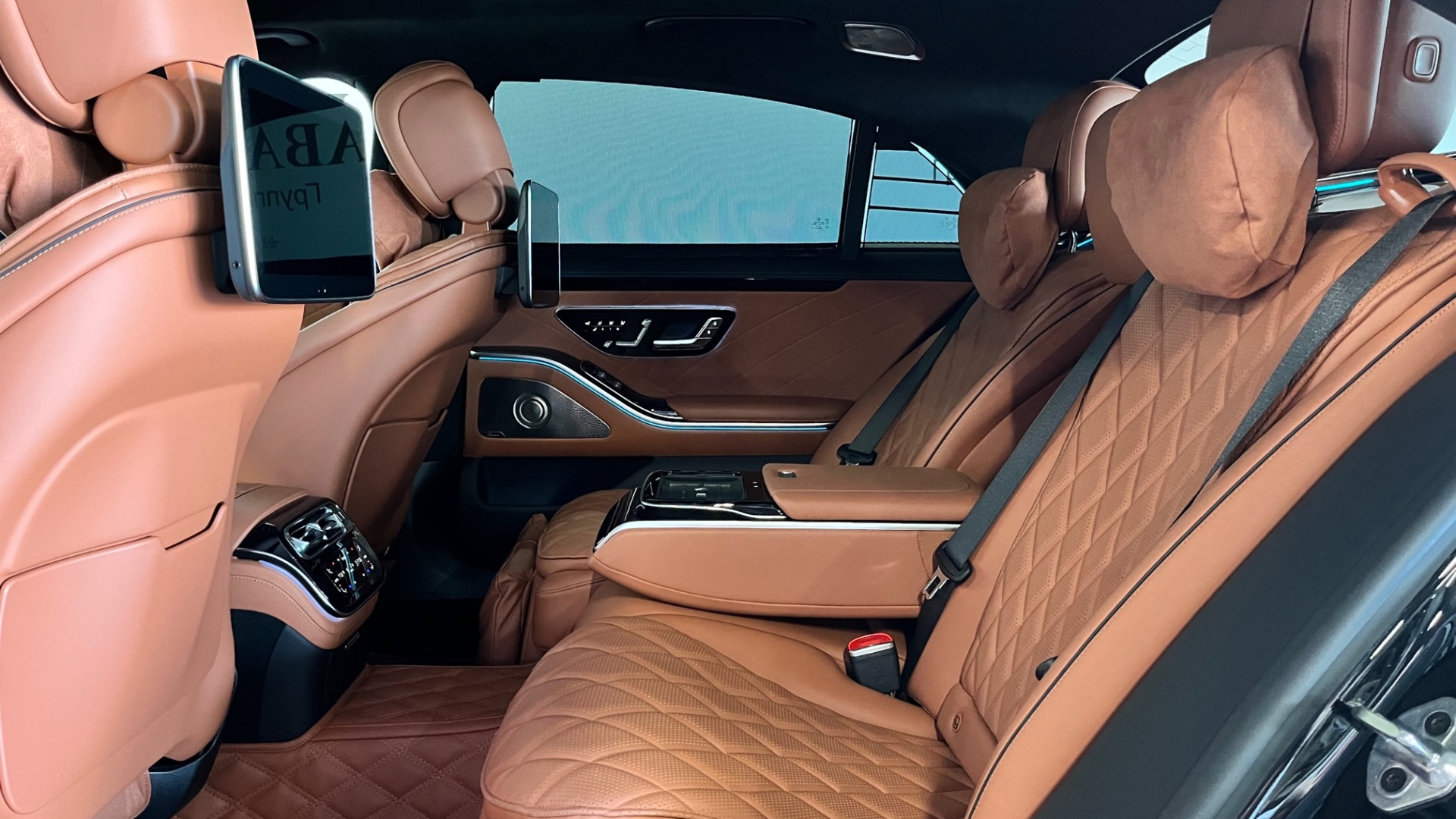 Mercedes-Benz S 400 d 4MATIC двигатель 2.9 литра (330 л.с.) Черный