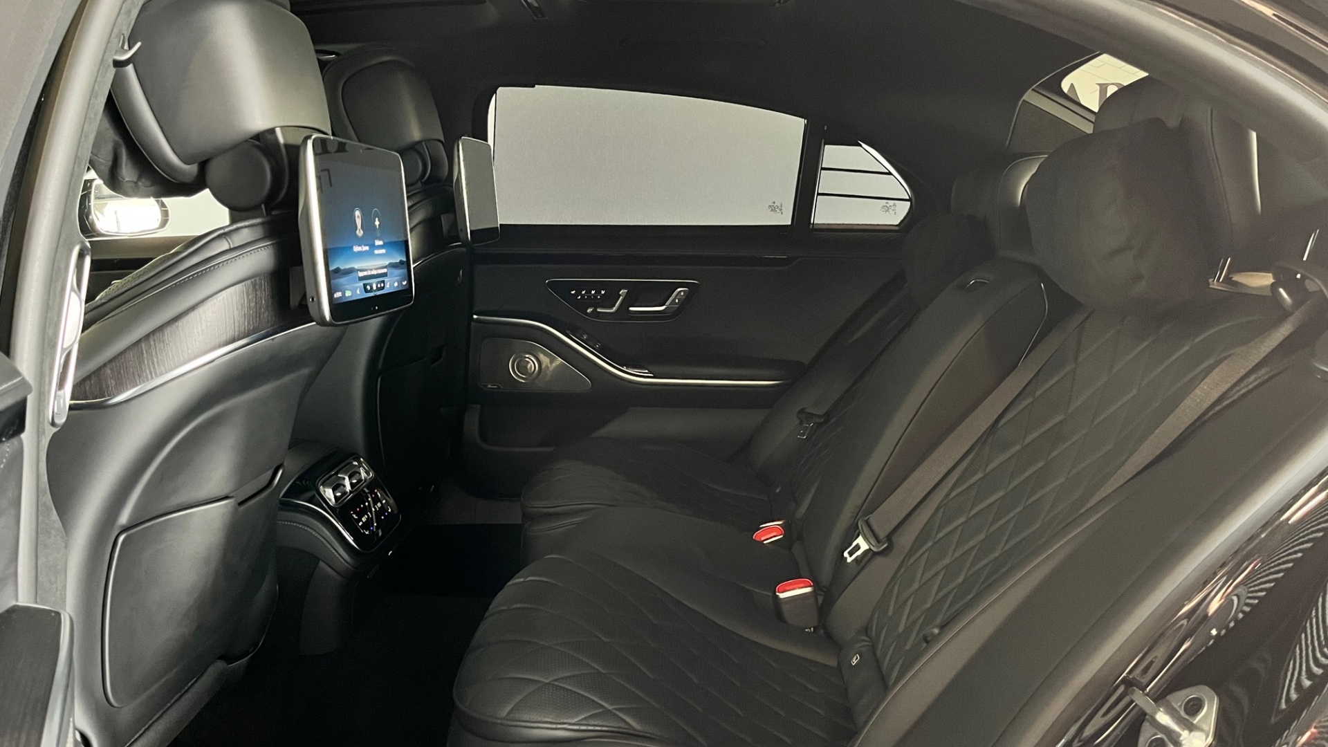 Mercedes-Benz S 450 4MATIC двигатель 3 литра (367 л.с.) Черный