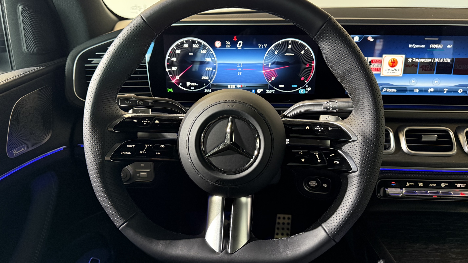 Mercedes-Benz GLE 300 d 4MATIC комплектация Sport Plus двигатель 2 литра (269 л.с.) Белый