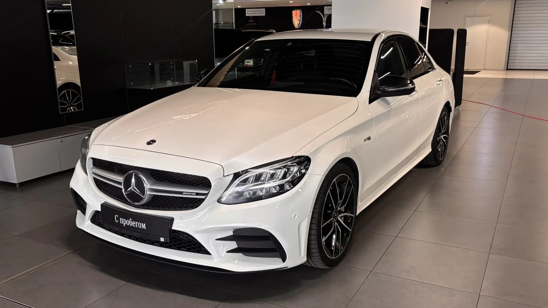 Mercedes-Benz AMG C 43 4MATIC двигатель 3 литра (390 л.с.) Белый