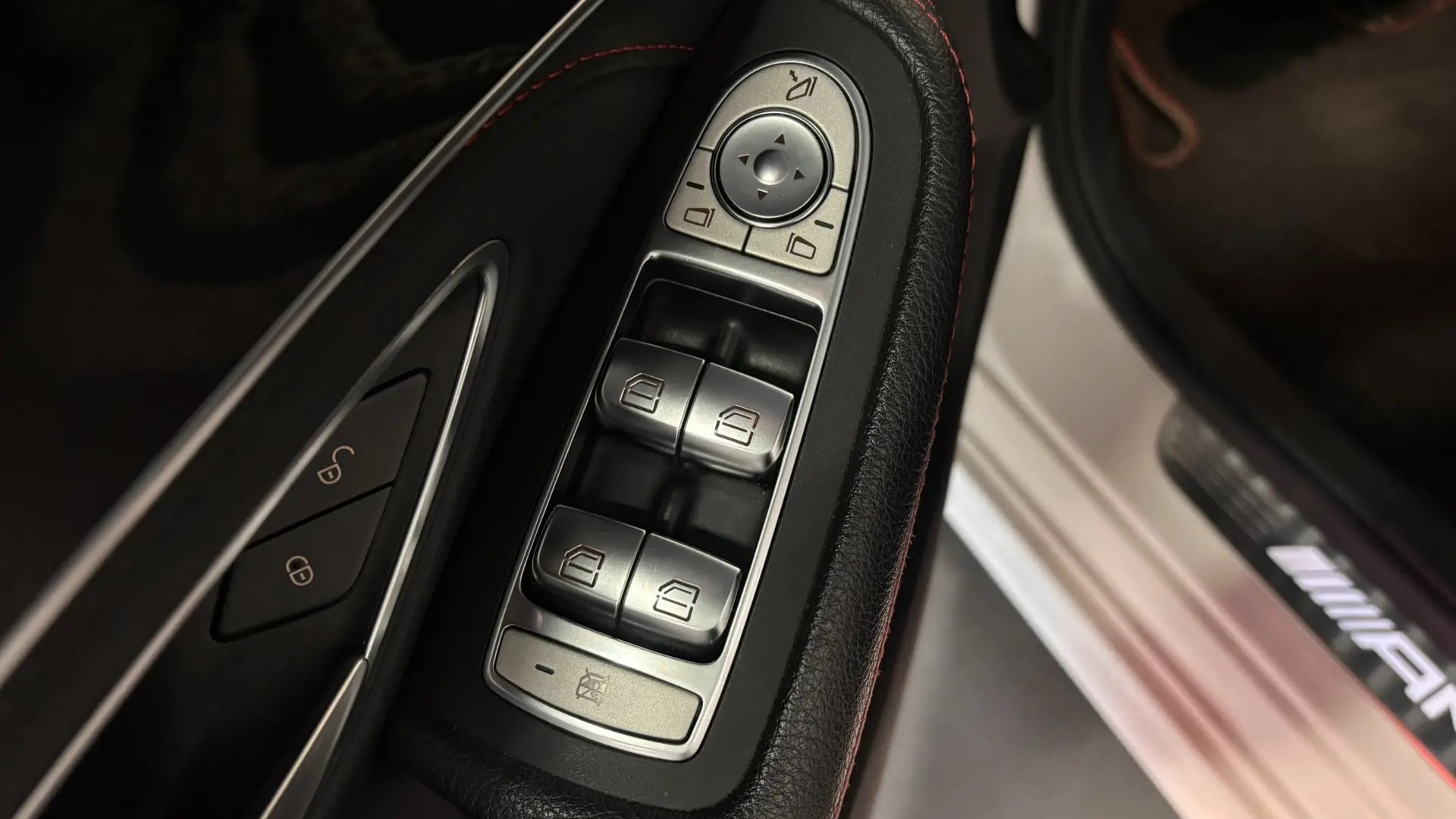 Mercedes-Benz AMG C 43 4MATIC двигатель 3 литра (390 л.с.) Белый