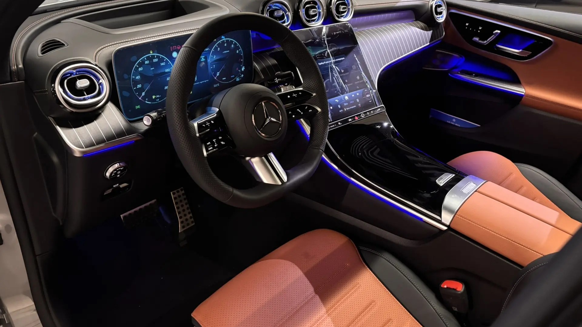 Mercedes-Benz GLC 300 4MATIC двигатель 2 литра (245 л.с.) Серый
