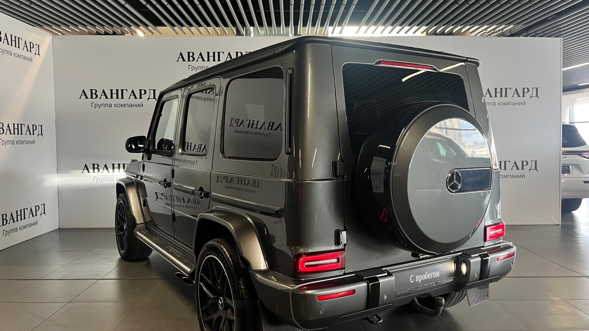 Mercedes-Benz AMG G 63 двигатель 4 литра (585 л.с.) Серый