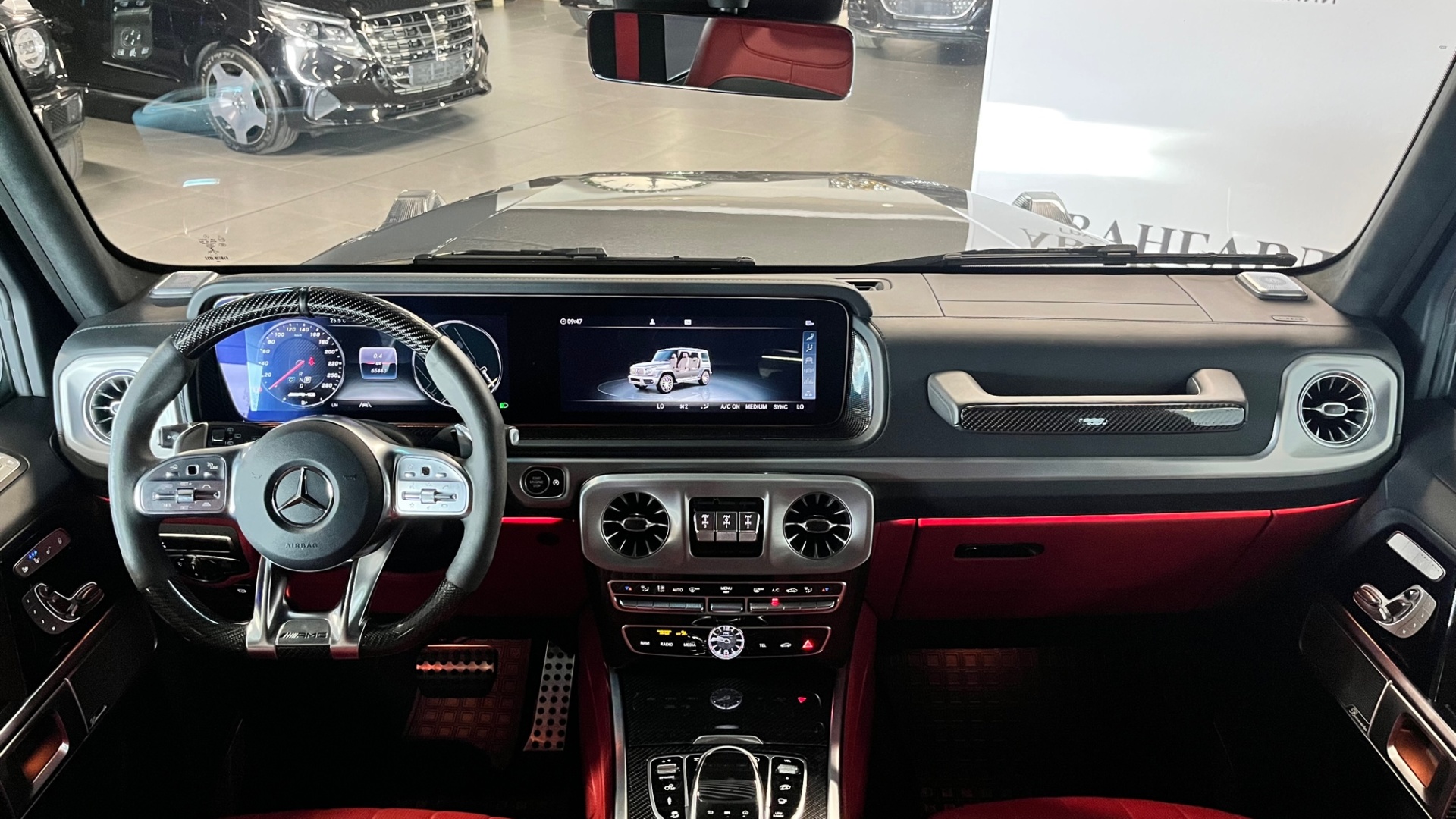 Mercedes-Benz AMG G 63 двигатель 4 литра (585 л.с.) Серый