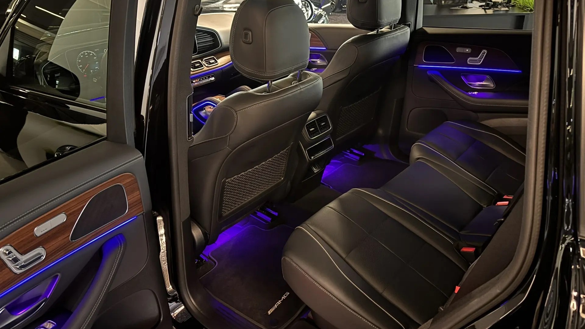 Mercedes-Benz GLS 400 d 4MATIC двигатель 2.9 литра (330 л.с.) Черный