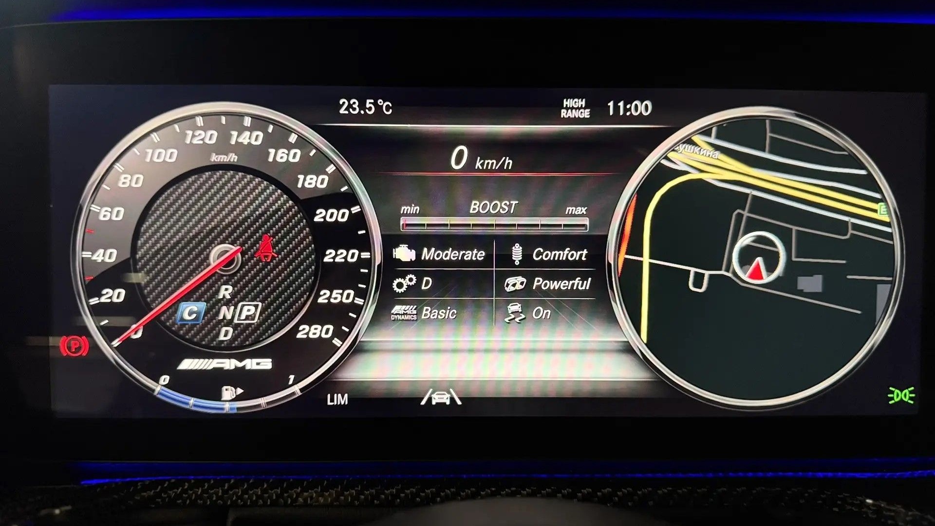 Mercedes-Benz G 63 AMG двигатель 5.5 литра (571 л.с.) Черный