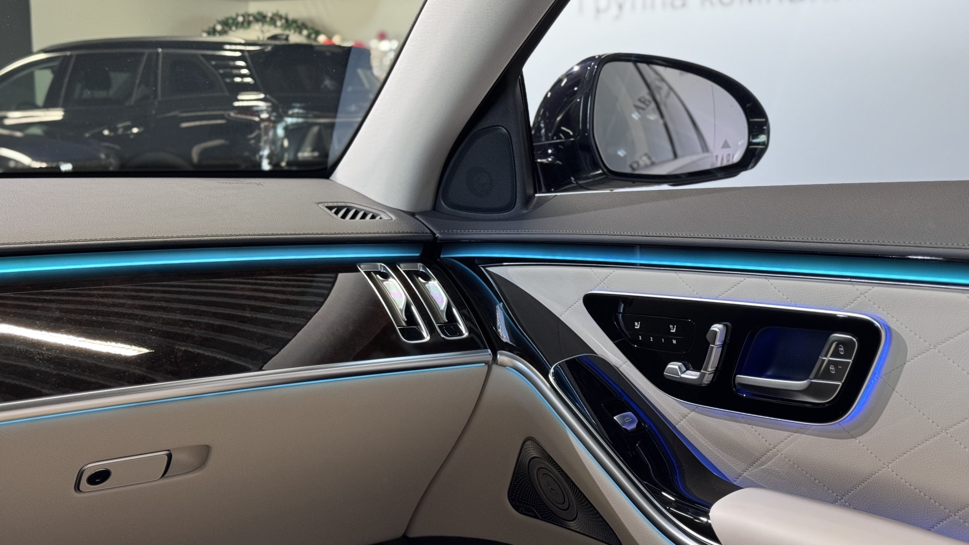 Mercedes-Benz S 450 4MATIC комплектация Premium двигатель 3 литра (367 л.с.) Черный