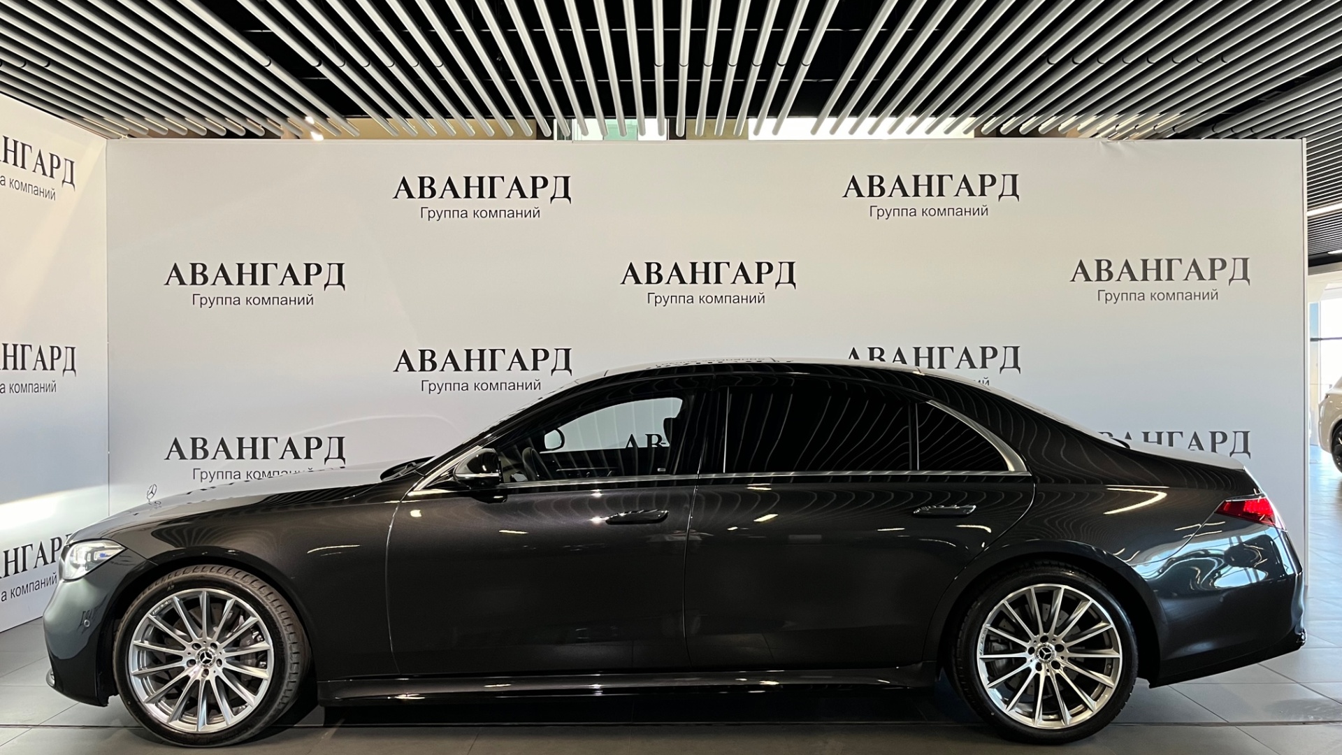 Mercedes-Benz S 350 d 4MATIC комплектация Luxury двигатель 2.9 литра (249 л.с.) Серый