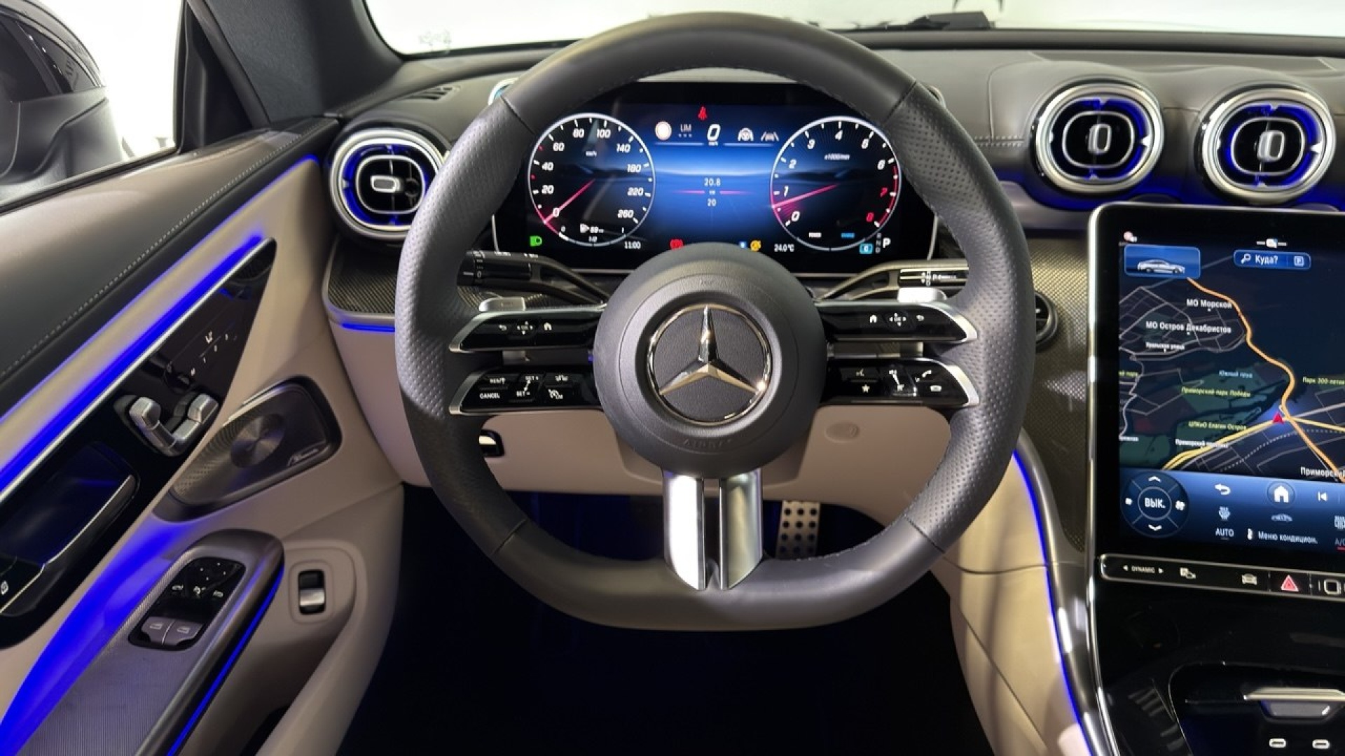Mercedes-Benz CLE 200 4MATIC двигатель 2 литра (204 л.с.) Черный