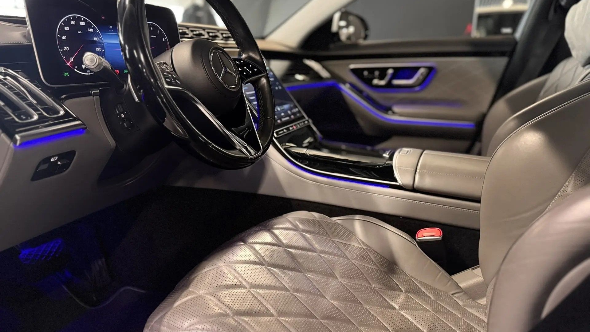 Mercedes-Benz S 450 4MATIC комплектация Premium двигатель 3 литра (367 л.с.) Белый