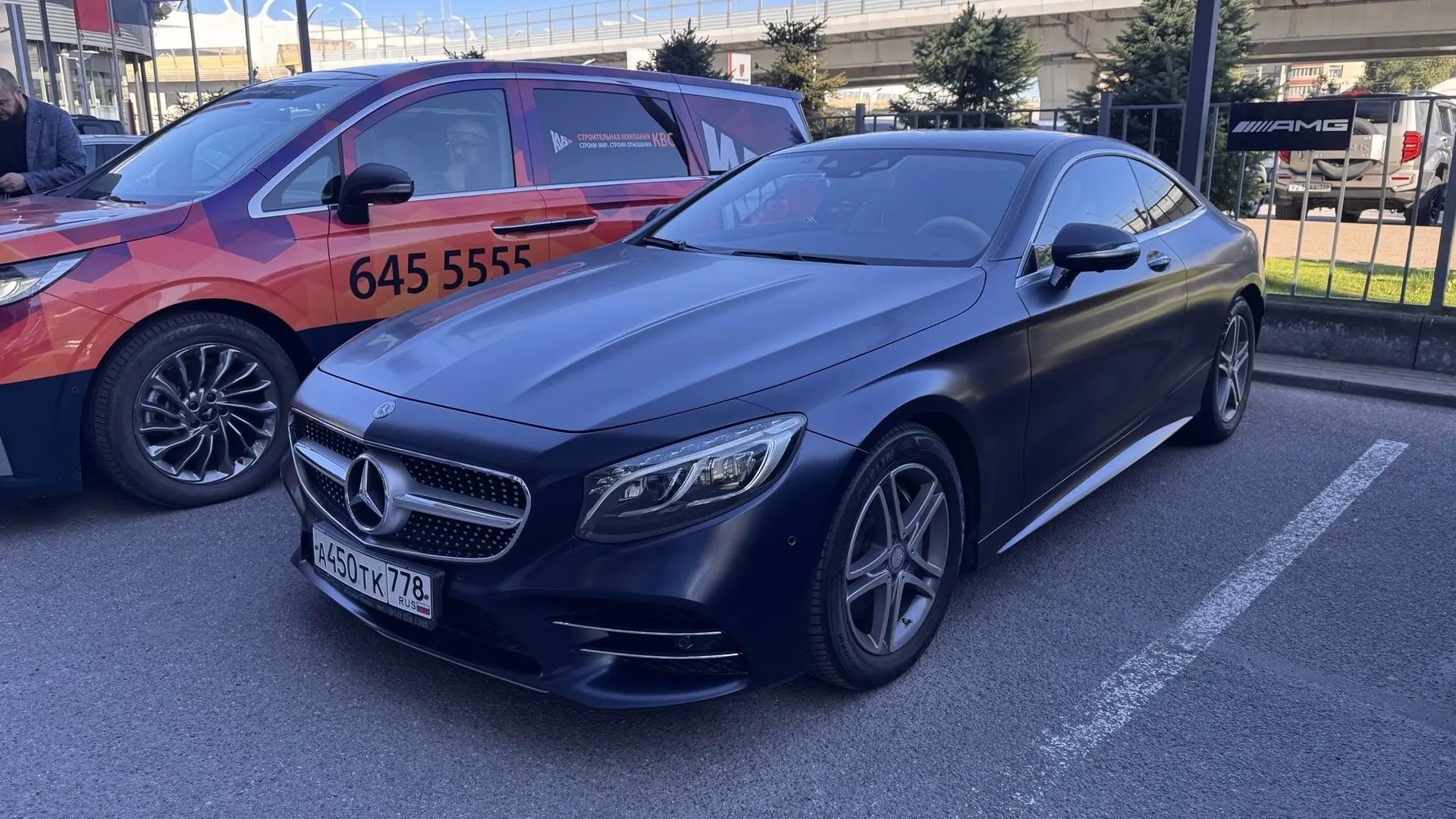 Mercedes-Benz S 450 4MATIC Купе двигатель 3 литра (367 л.с.) Синий