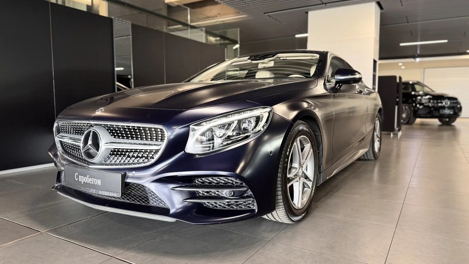 Mercedes-Benz S 450 4MATIC Купе двигатель 3 литра (367 л.с.) Синий