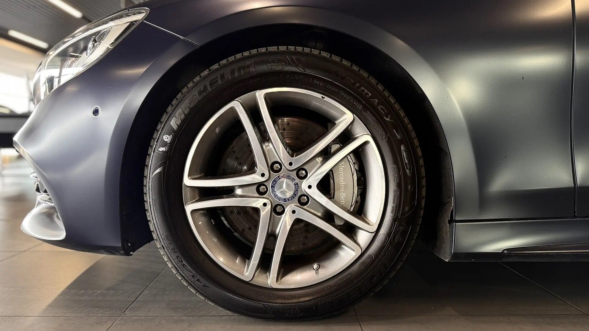 Mercedes-Benz S 450 4MATIC Купе двигатель 3 литра (367 л.с.) Синий