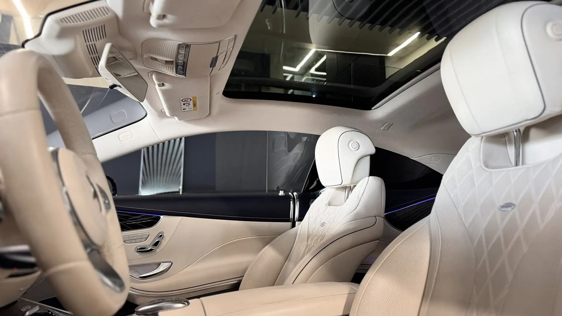 Mercedes-Benz S 450 4MATIC Купе двигатель 3 литра (367 л.с.) Синий