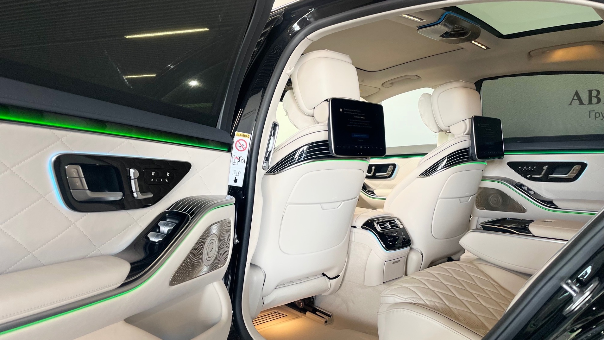 Mercedes-Benz S 580 4MATIC двигатель 4 литра (503 л.с.) Черный