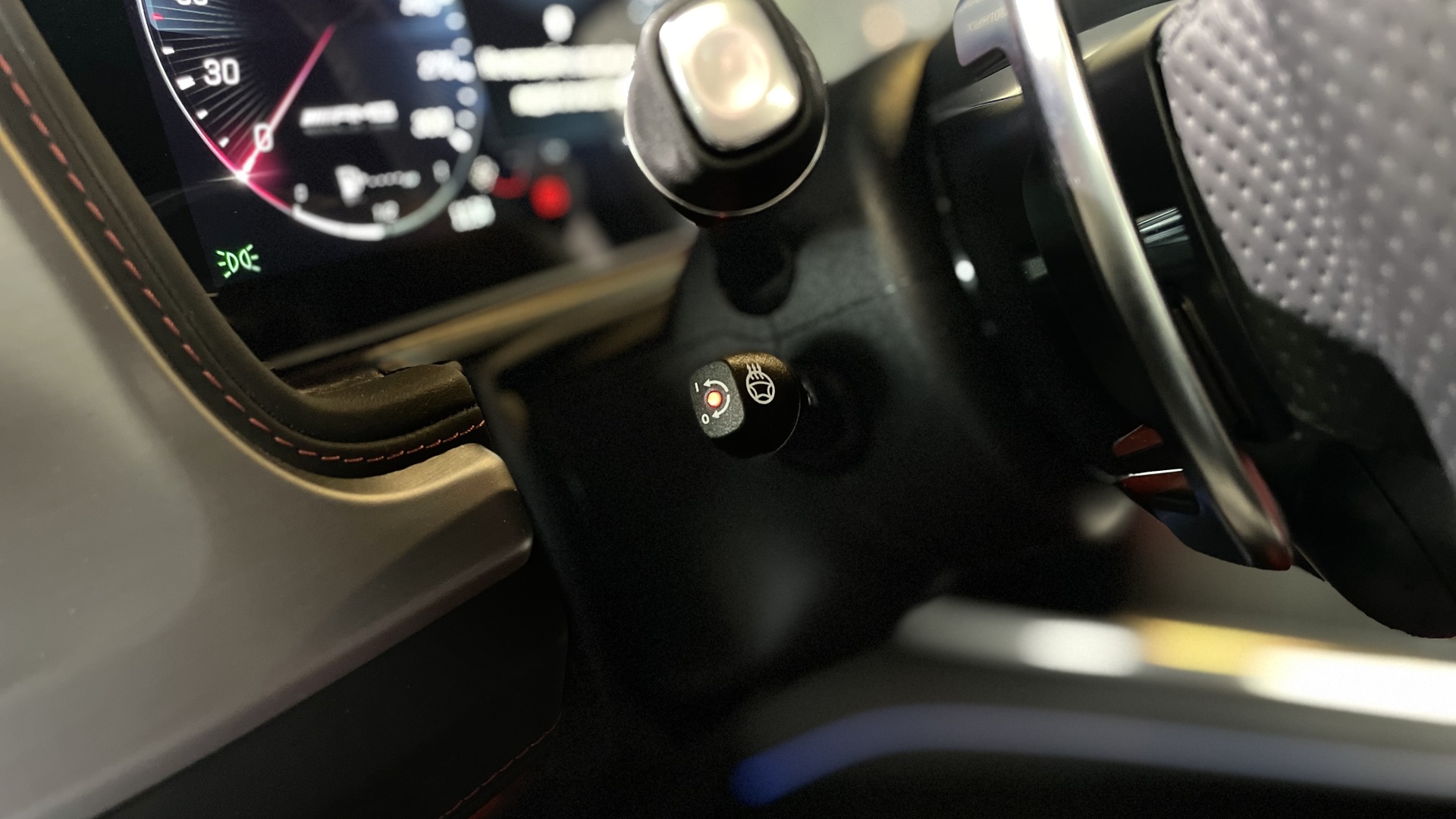 Mercedes-Benz AMG G 63 двигатель 4 литра (585 л.с.) Серый